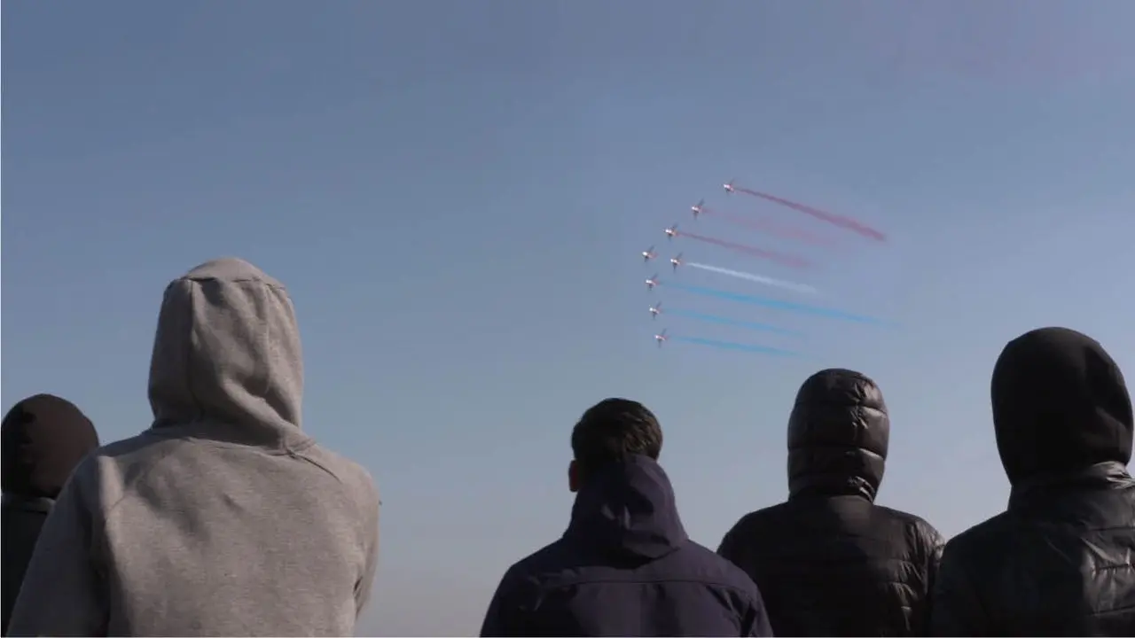 Allons enfants ! backdrop