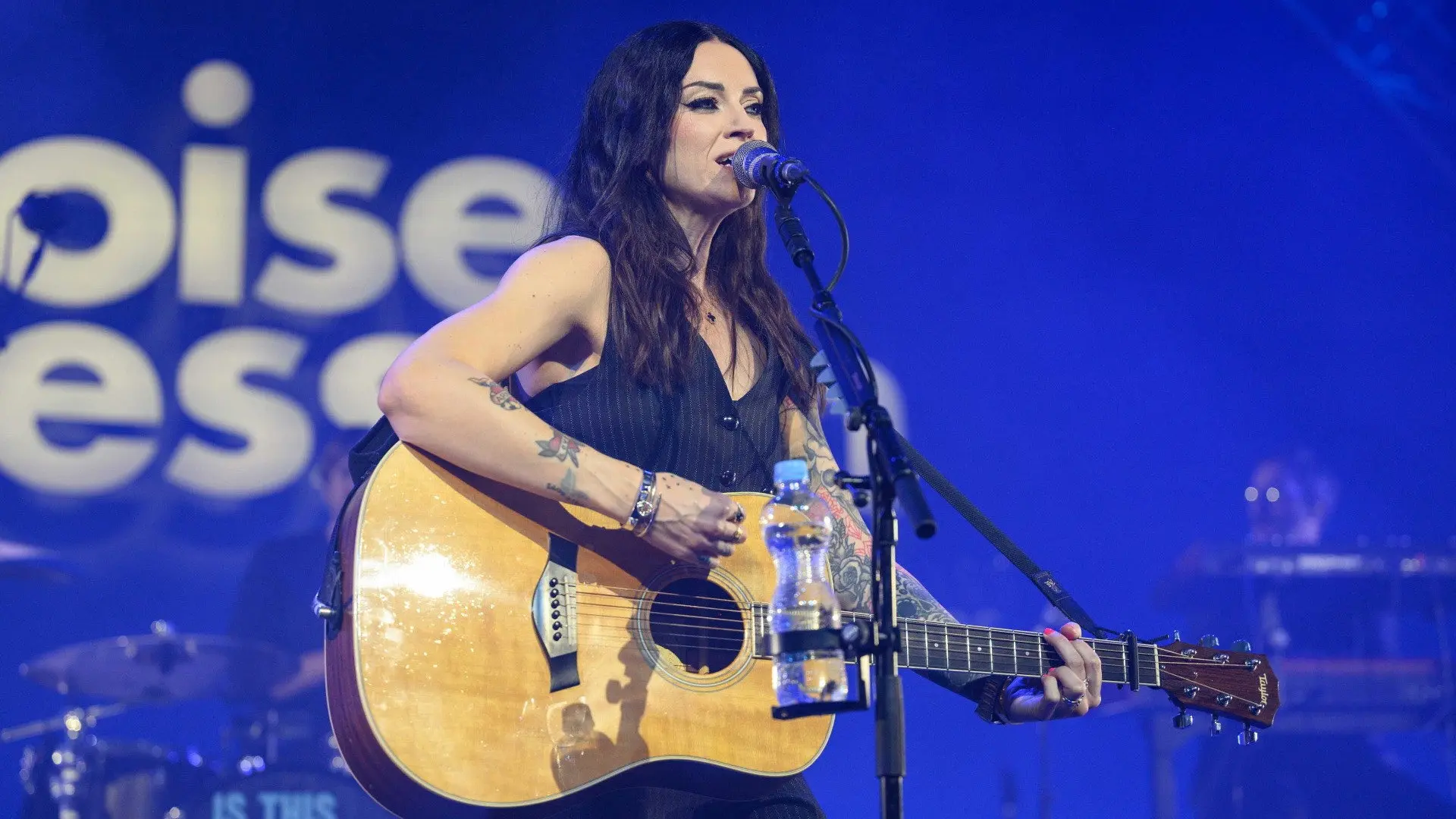Amy Macdonald - Baloise Session 2025 backdrop