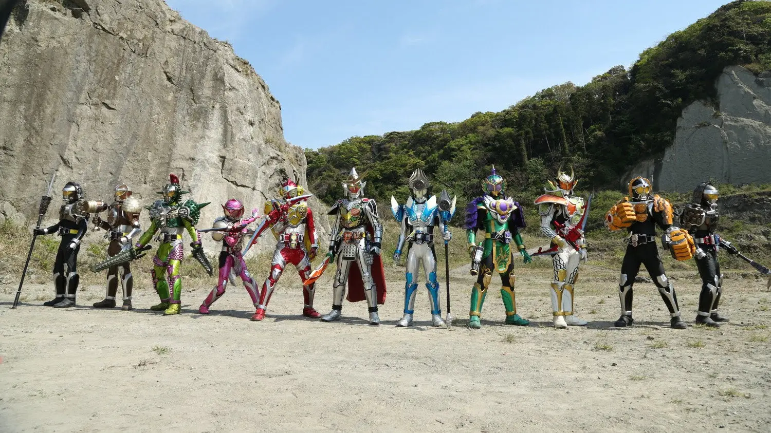 Kamen Rider Gaim the Movie: Great Soccer Battle! Golden Fruits Cup! backdrop