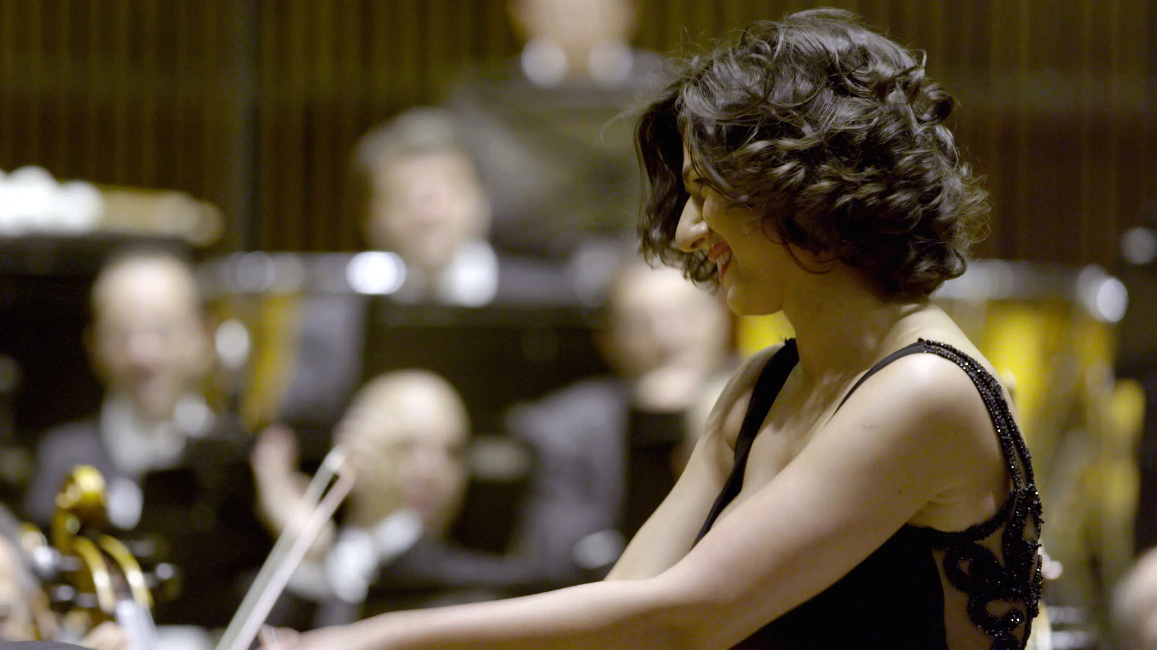 Khatia Buniatishvili and Zubin Mehta: Liszt & Beethoven backdrop