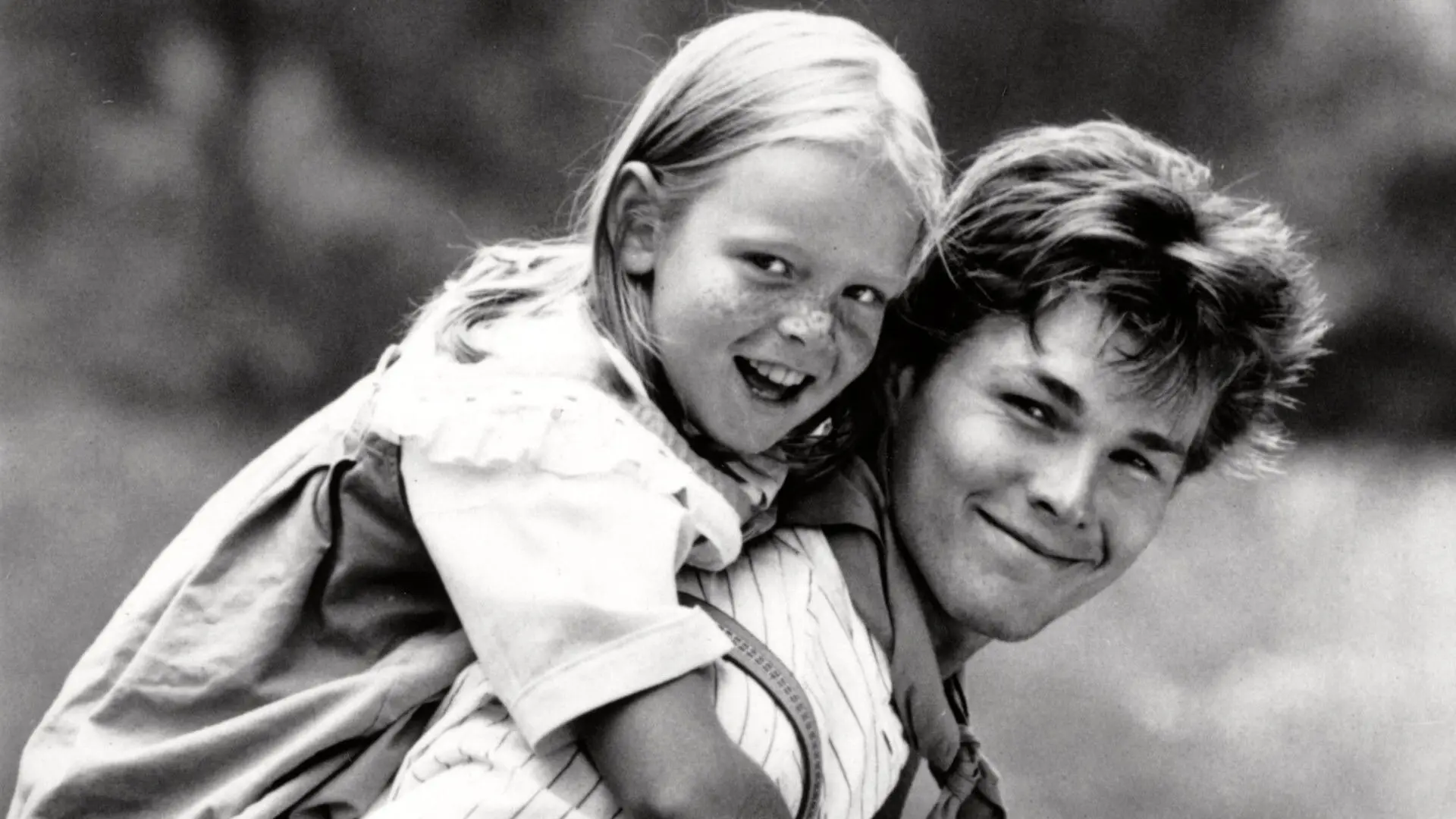 Kamilla and the Thief backdrop