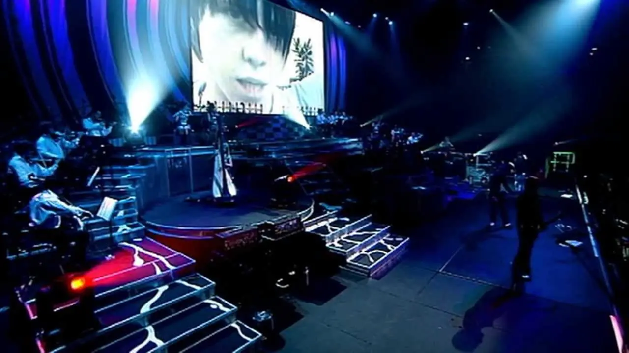 McFly The Wonderland Tour 2005 backdrop