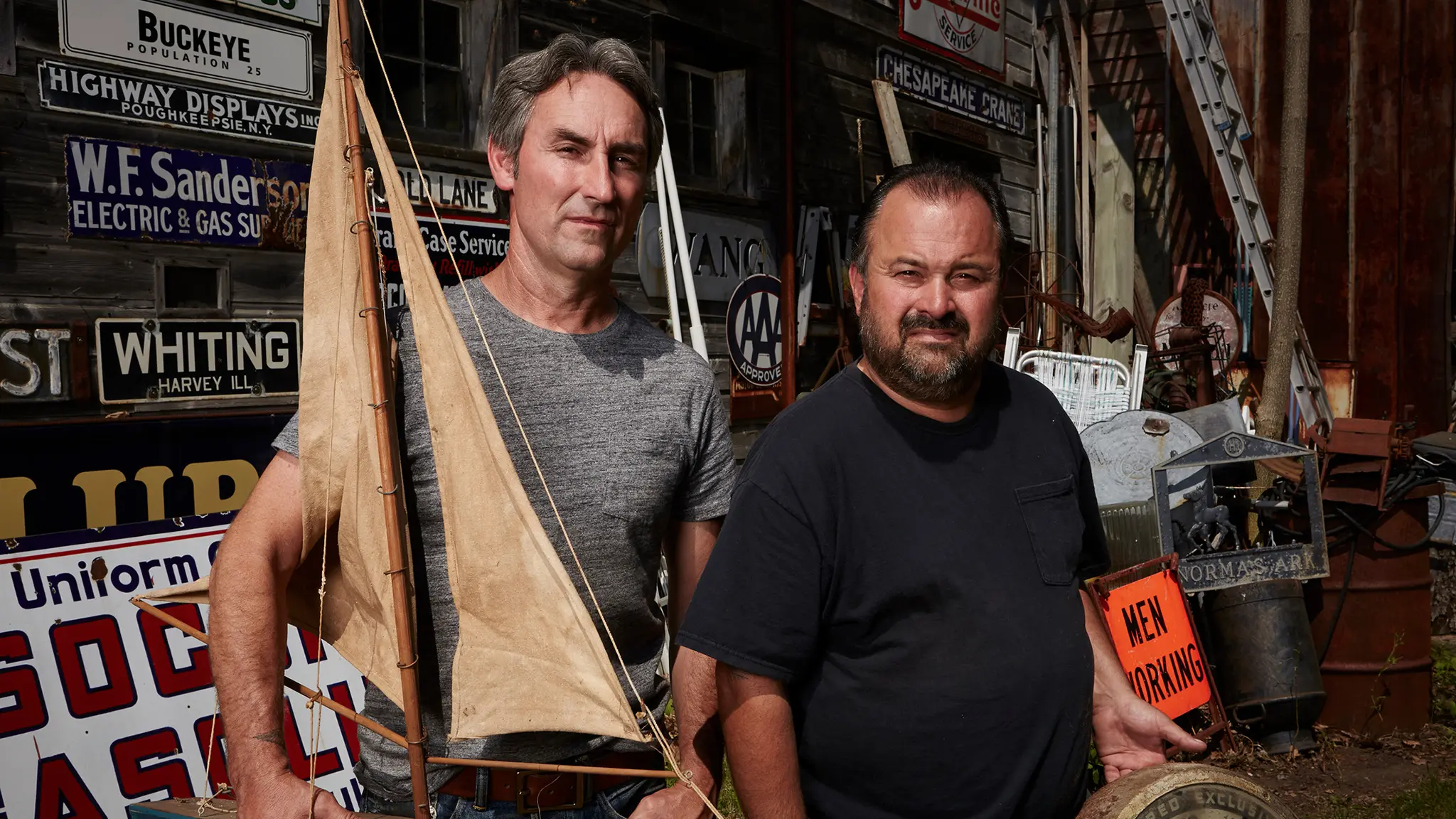 American Pickers: Best Of backdrop