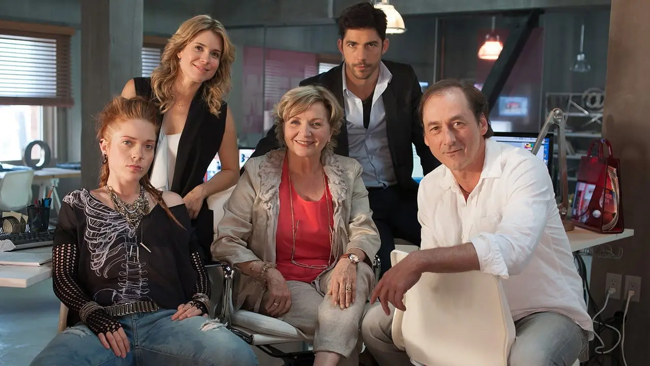 Les jeunes loups backdrop