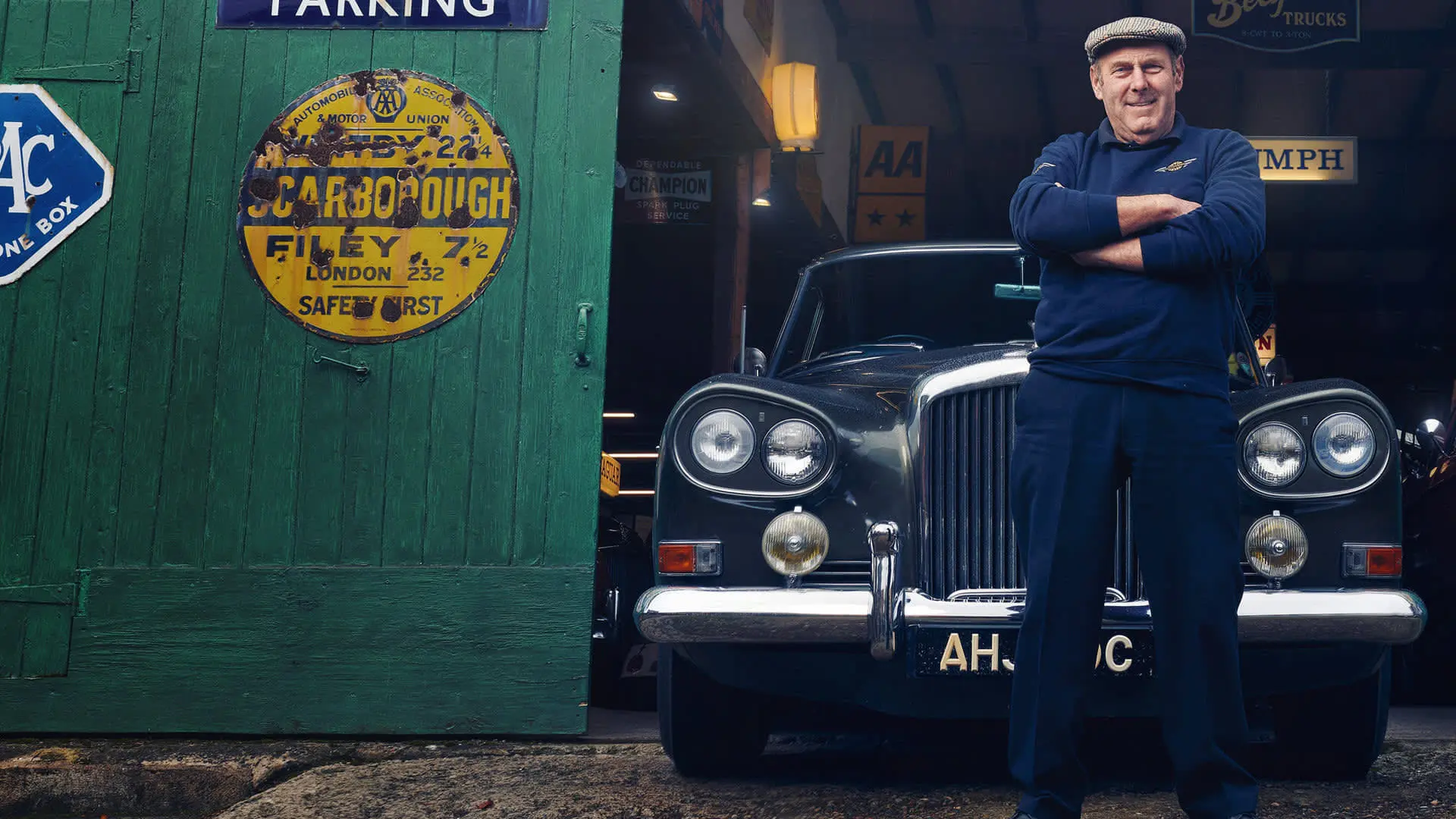 Bangers and Cash backdrop