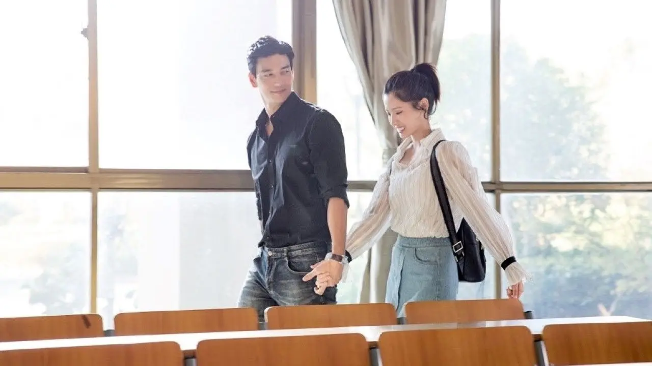 A Thousand Miles of Mansions backdrop