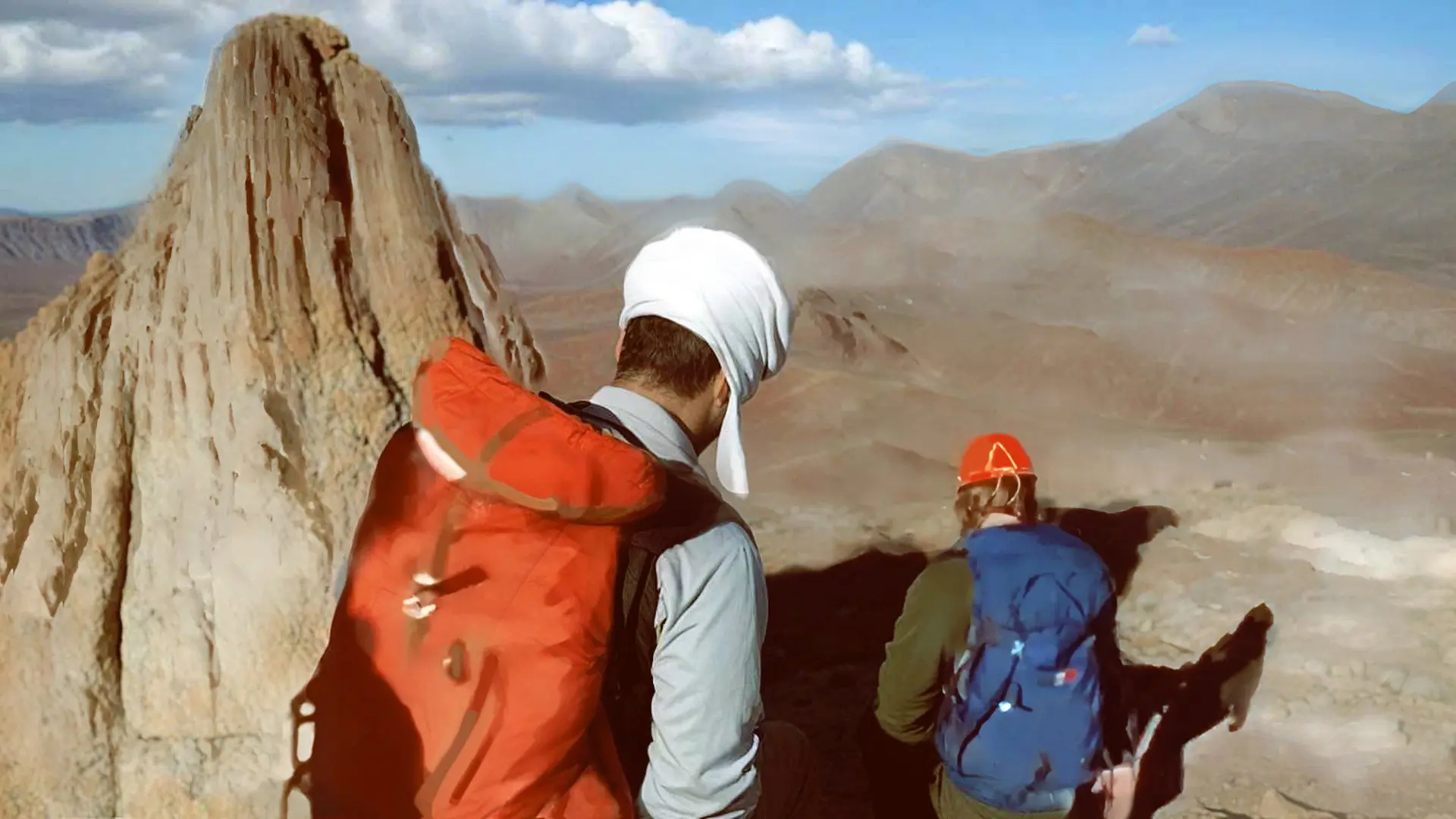 Hoggar Expedition 79 backdrop