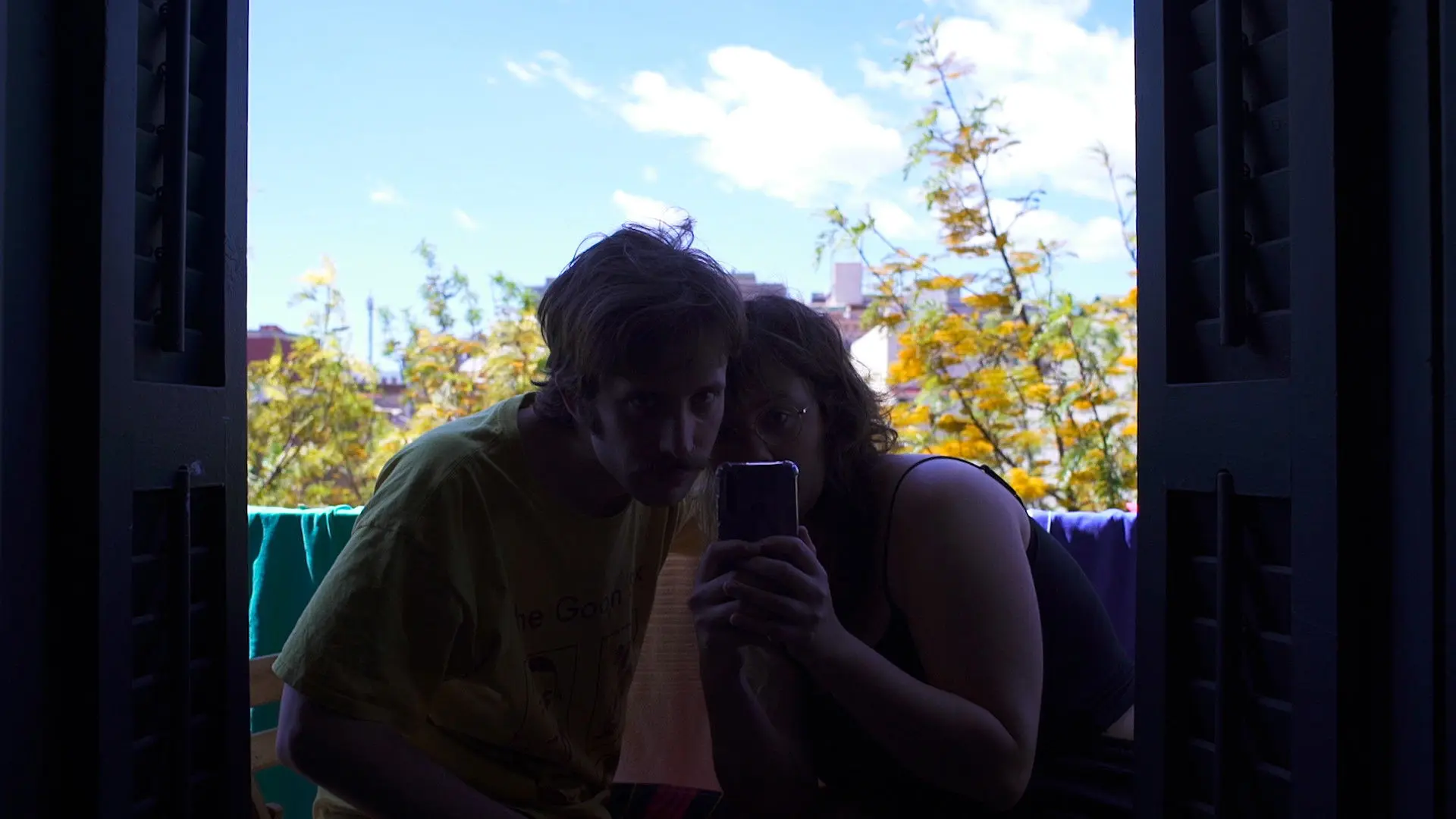 Ventana en Carrer de Badajoz backdrop