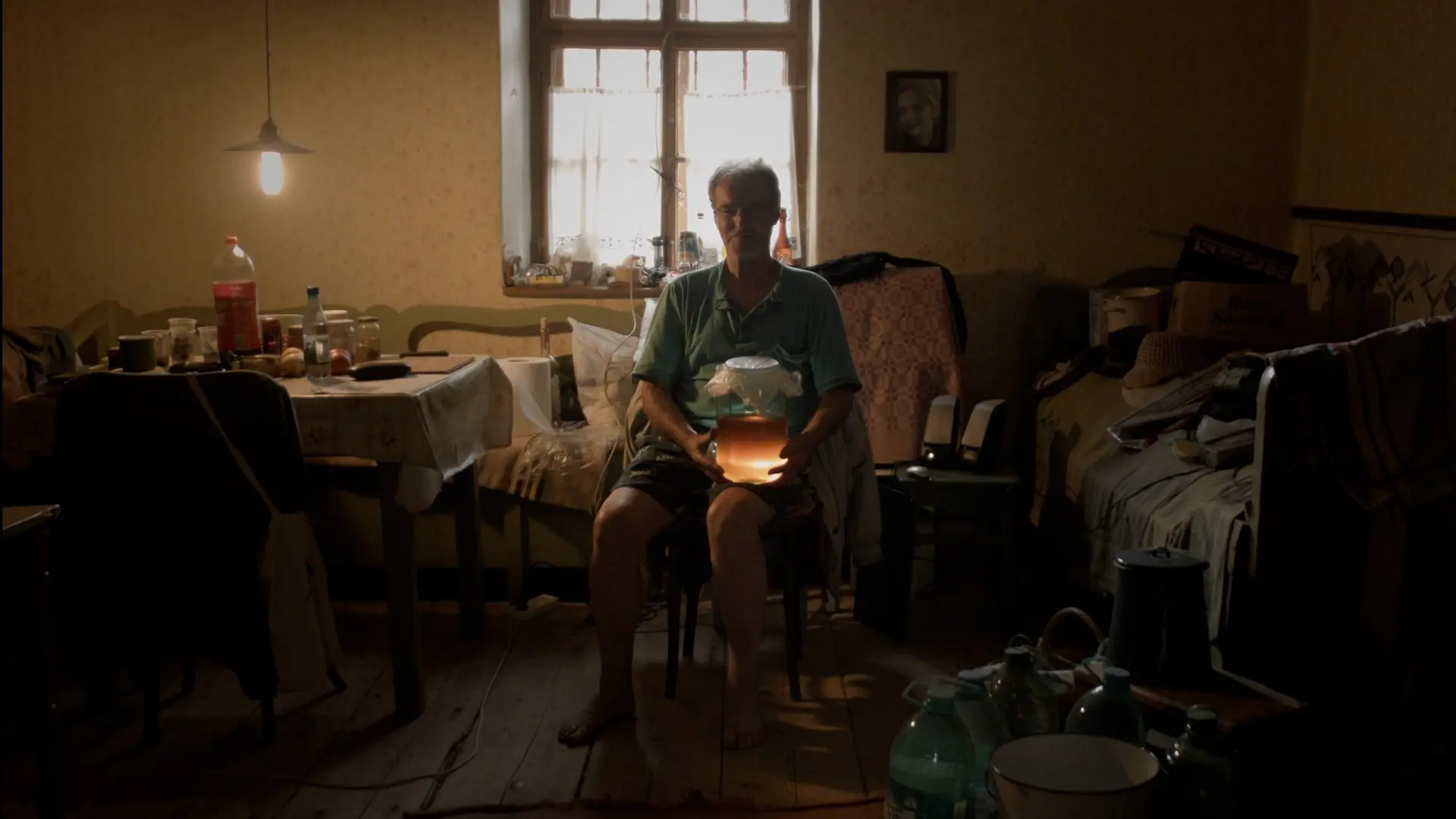 Hymn from the Hive backdrop