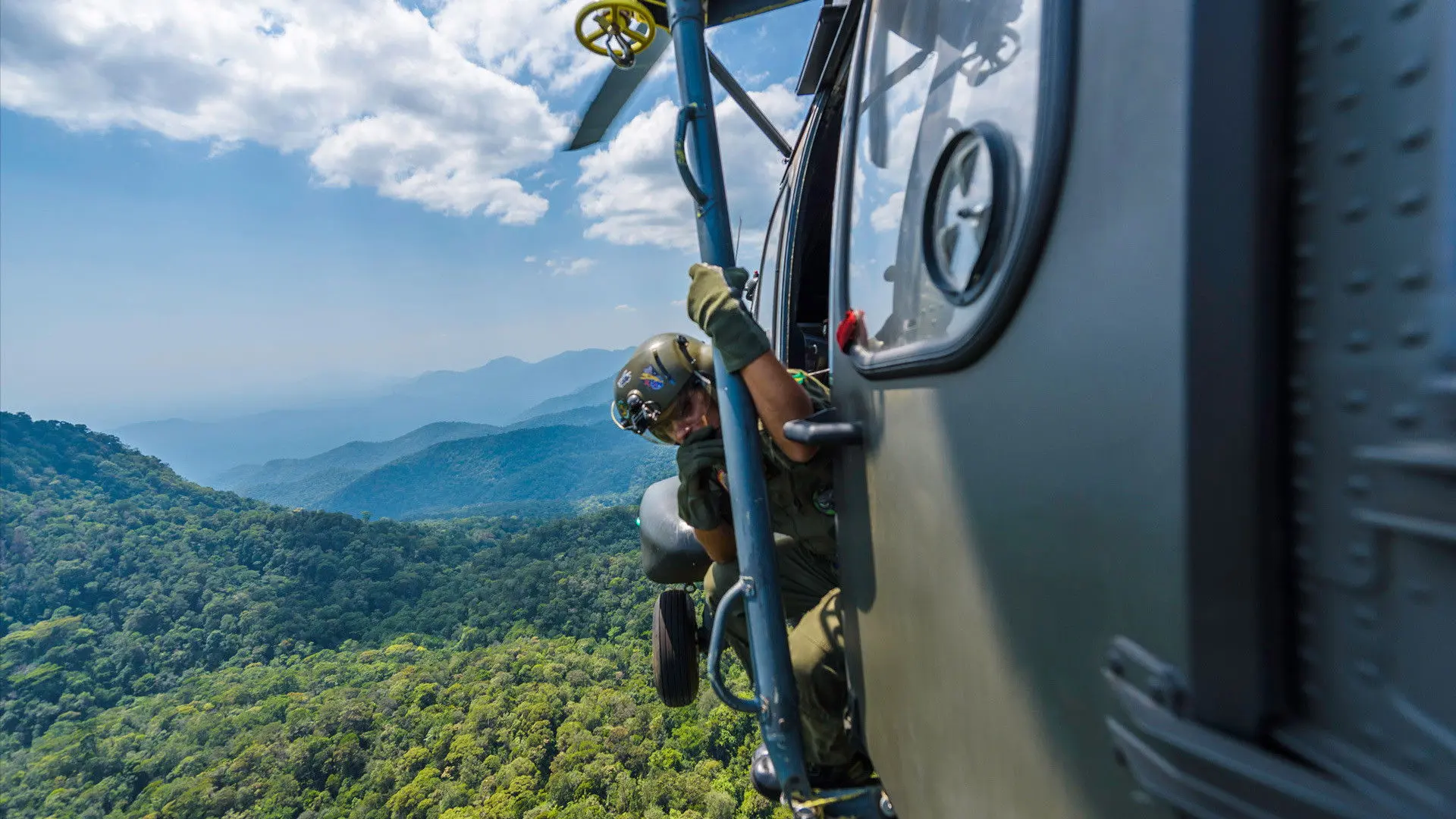 Mission Amazonas backdrop