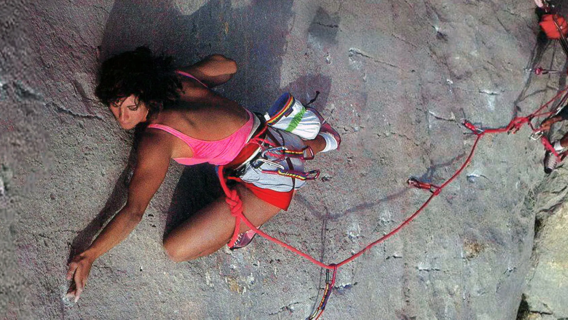 È Pericoloso Sporgersi backdrop