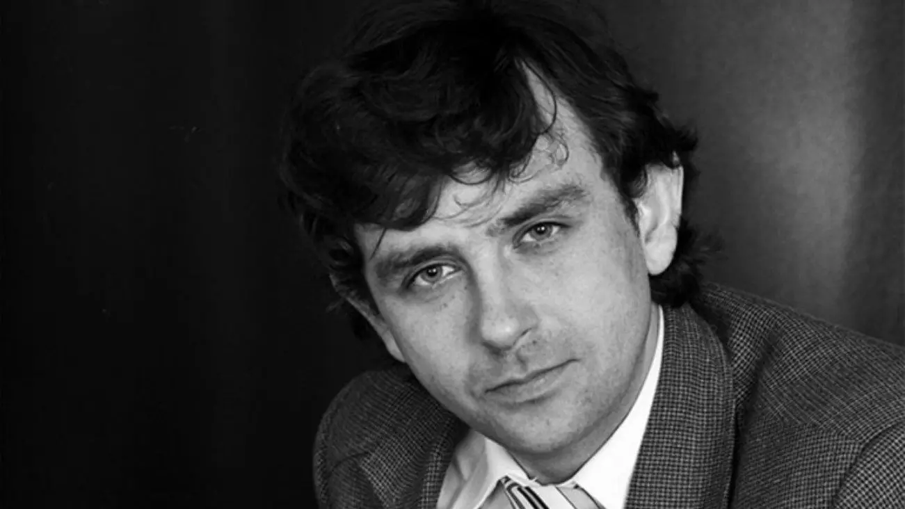 Tribute to a Gray Day backdrop