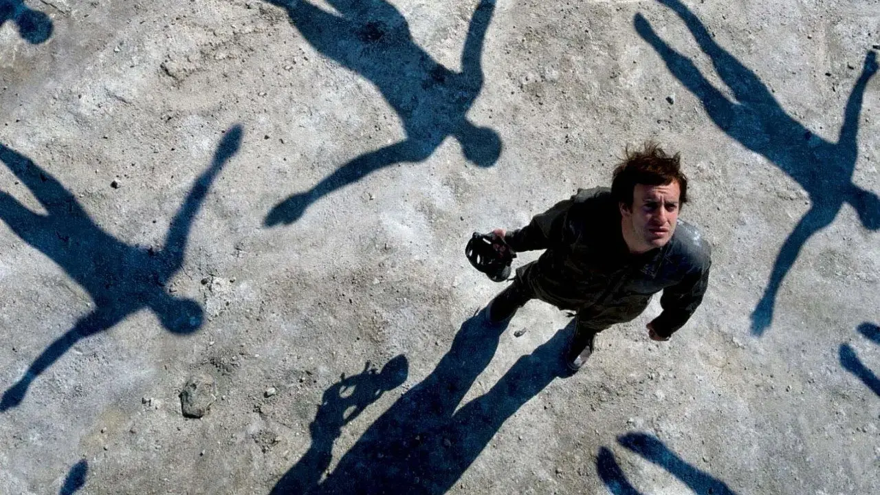 Muse: The Making of Absolution backdrop