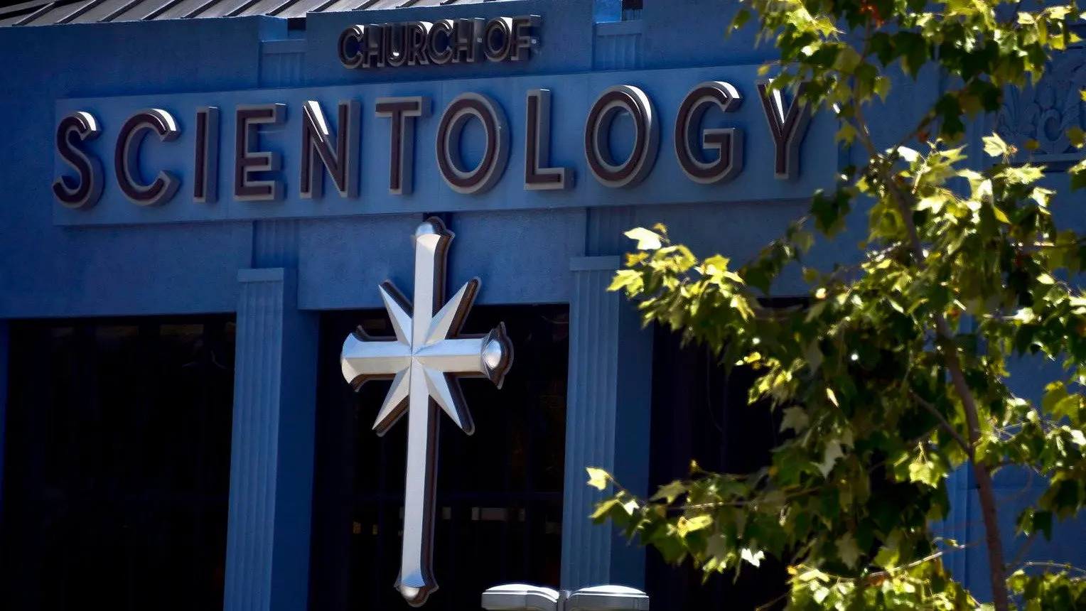 Die Spitzel von Scientology backdrop