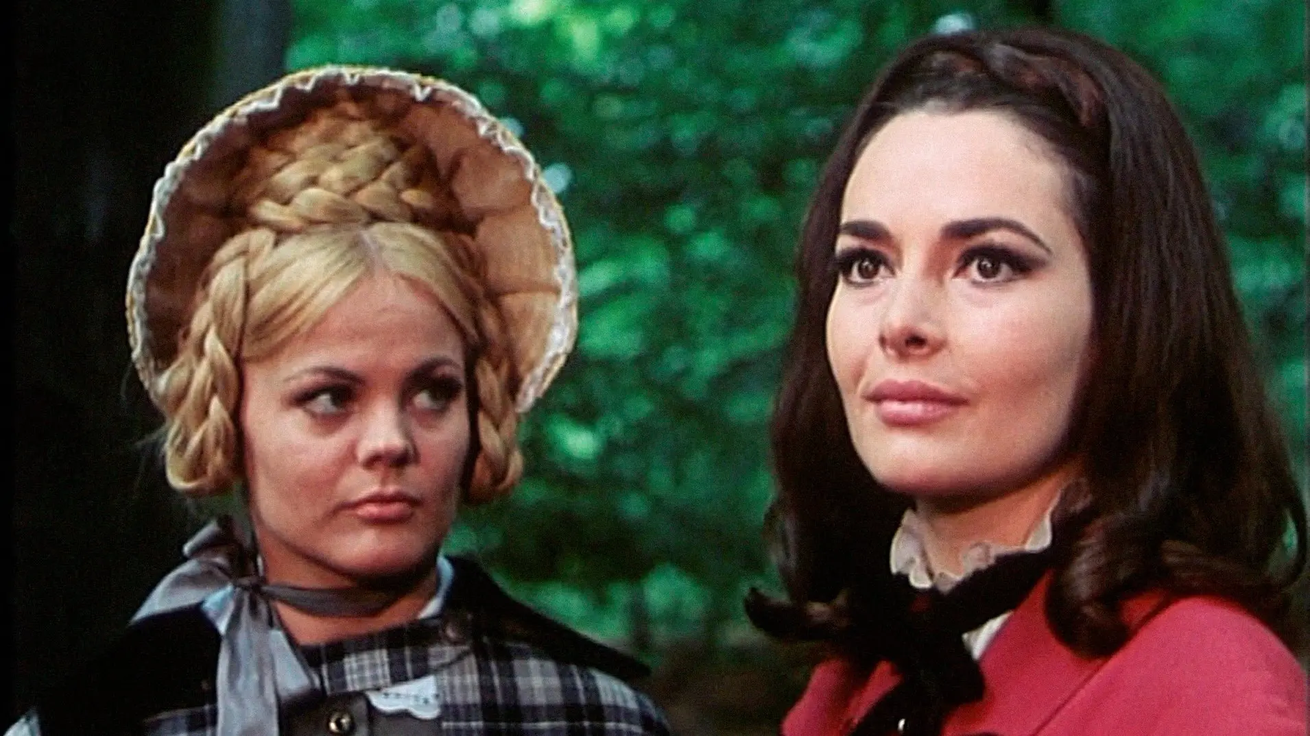 The Torture Chamber of Dr. Sadism backdrop