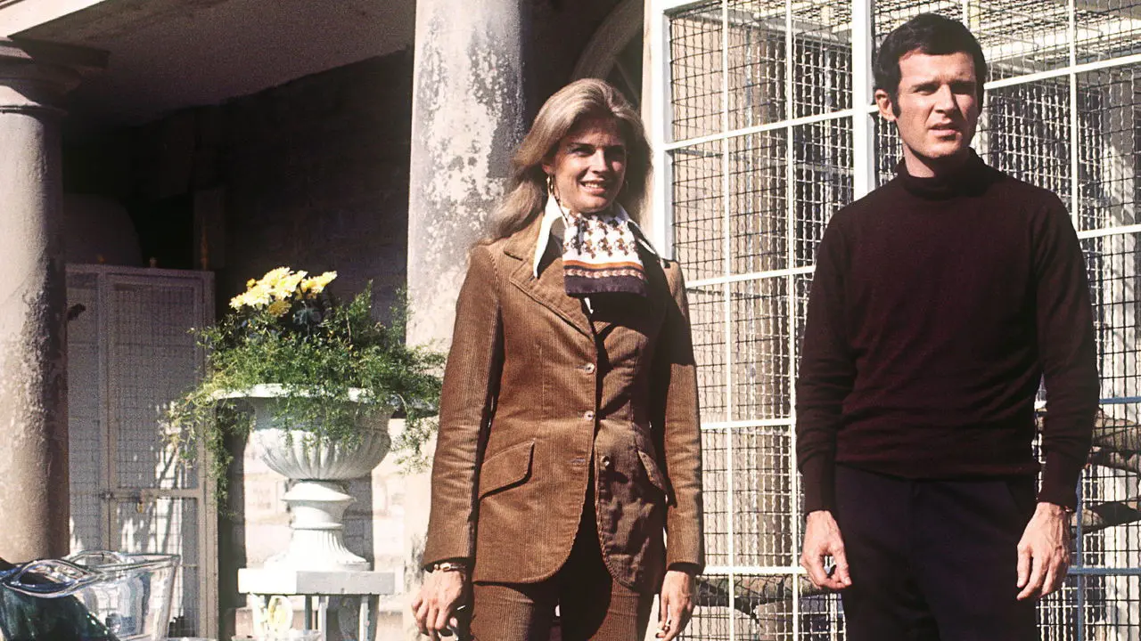 11 Harrowhouse backdrop