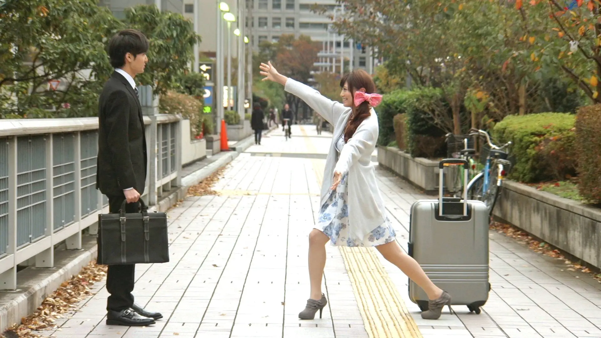 Juku, gyaru, hakusho: Gokuraku jin ô botchi backdrop