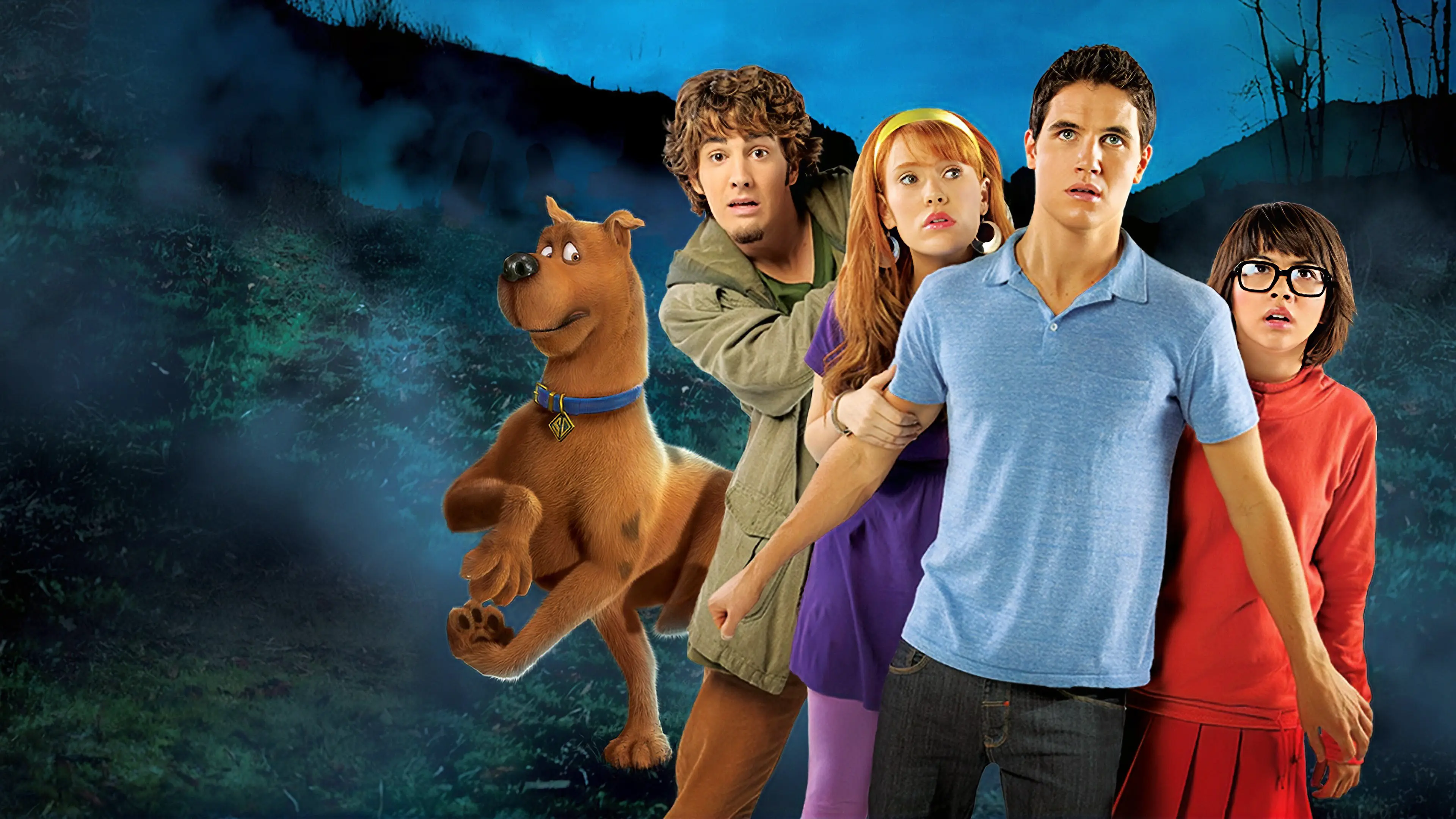 Scooby-Doo! The Mystery Begins backdrop