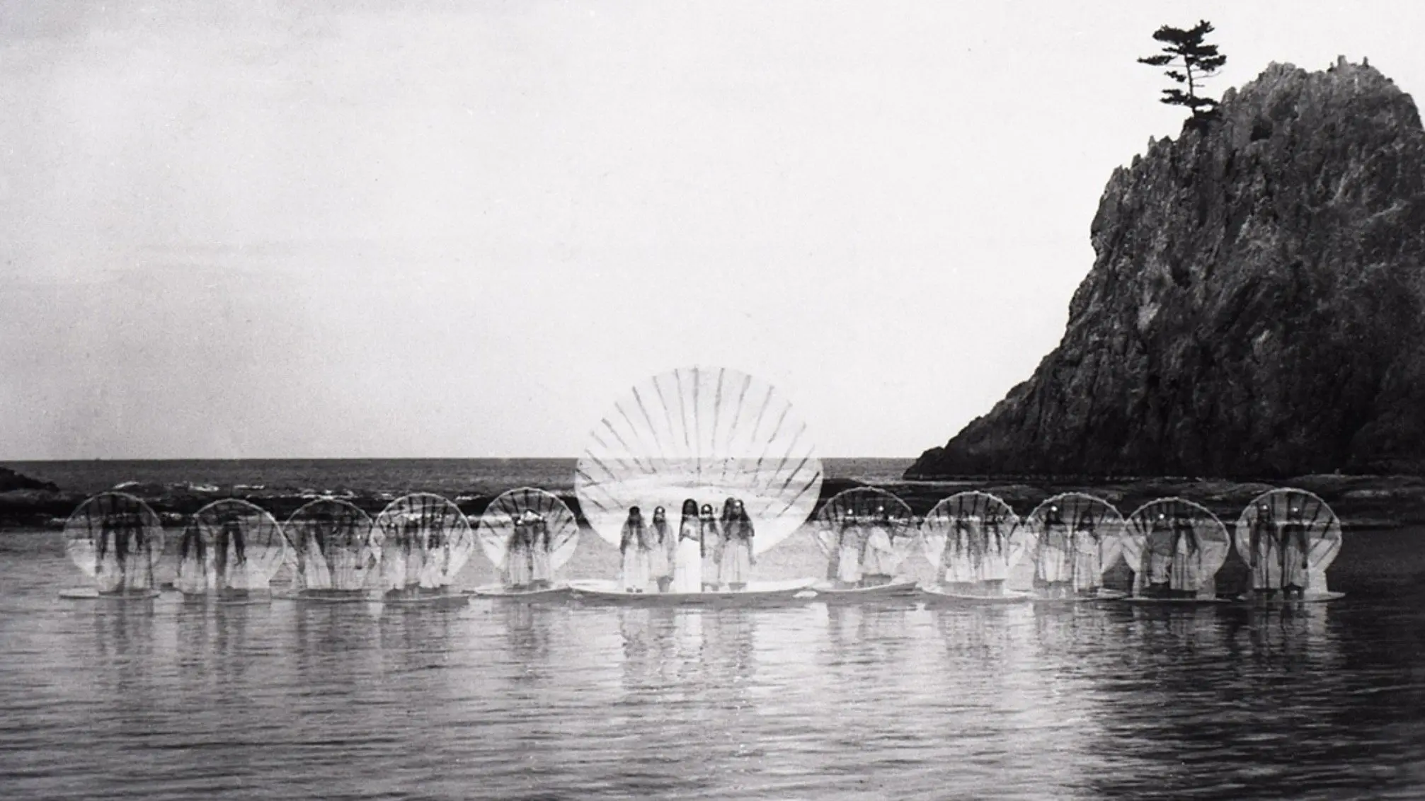 Sea Palace backdrop