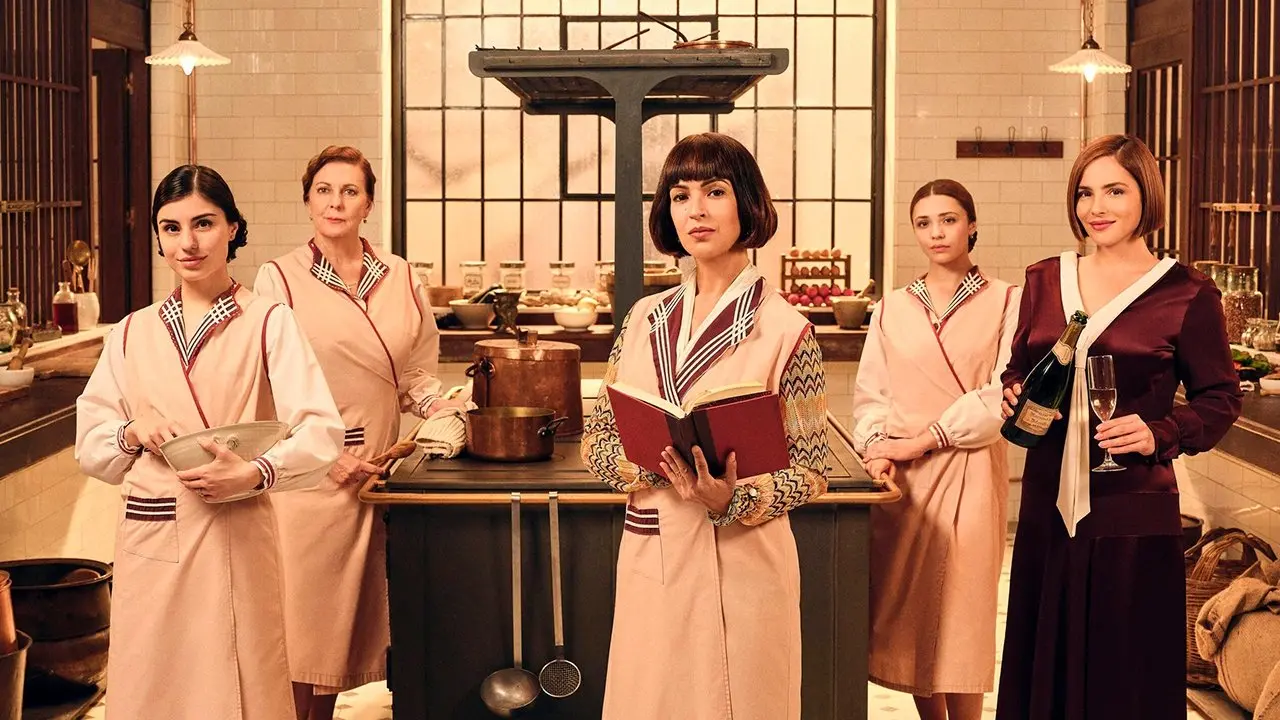 La Favorita 1922 backdrop