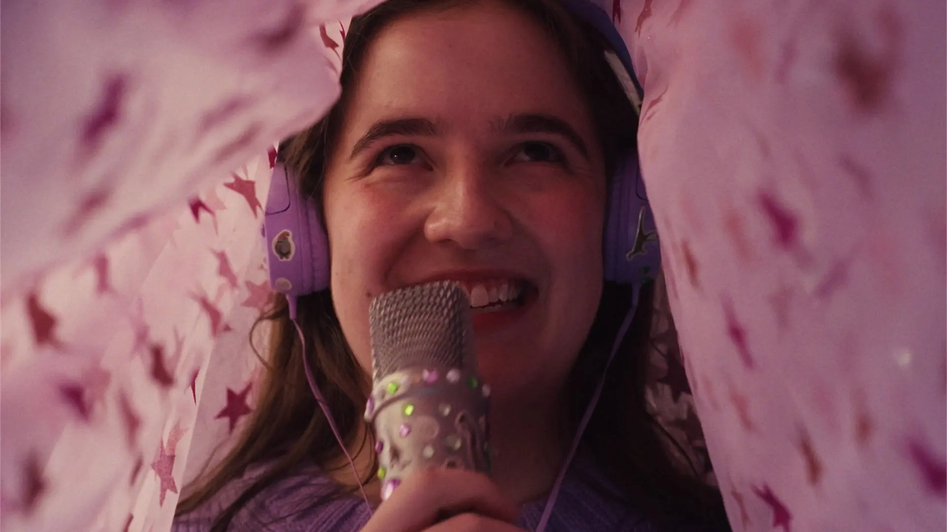 With Love, Lottie backdrop