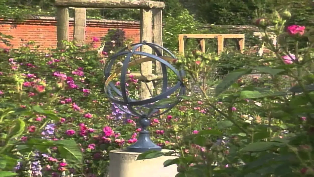 The Great Gardens of England backdrop