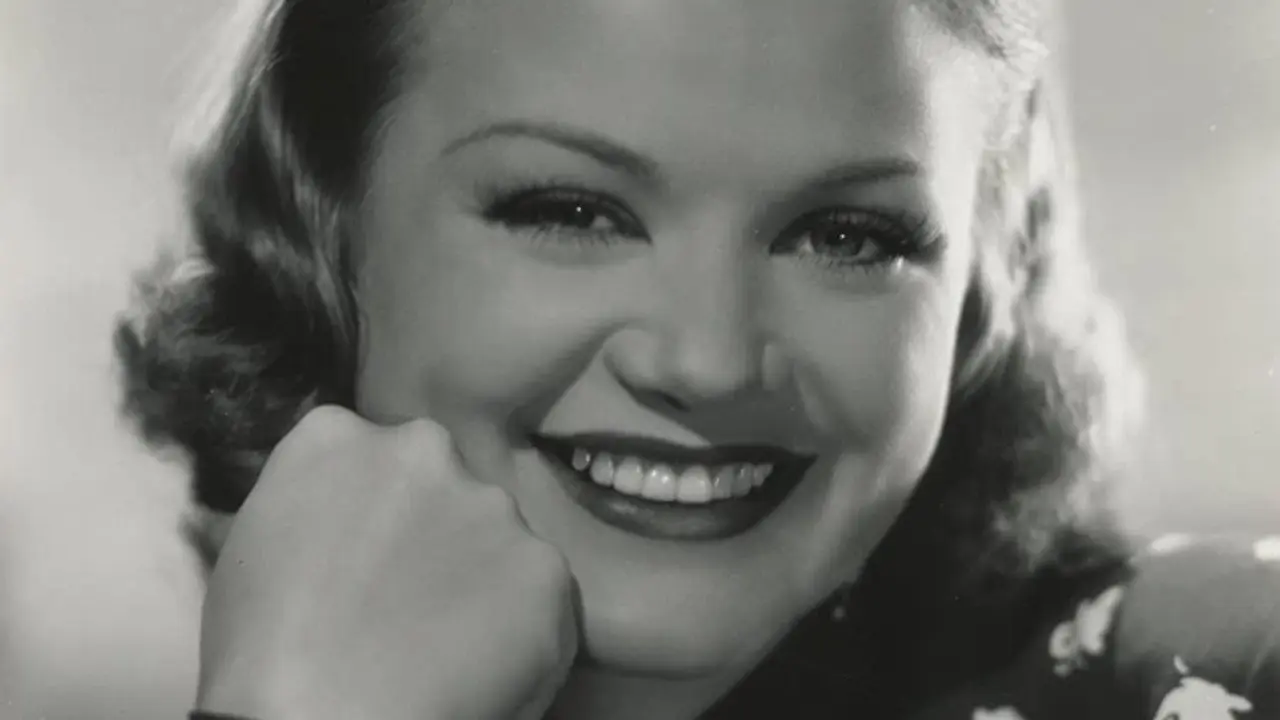 Love and Hisses backdrop