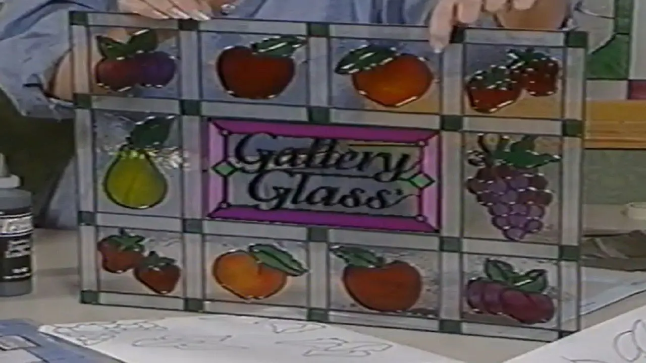 Gallery Glass: Learn the Easy Techniques of Glass Decorating backdrop