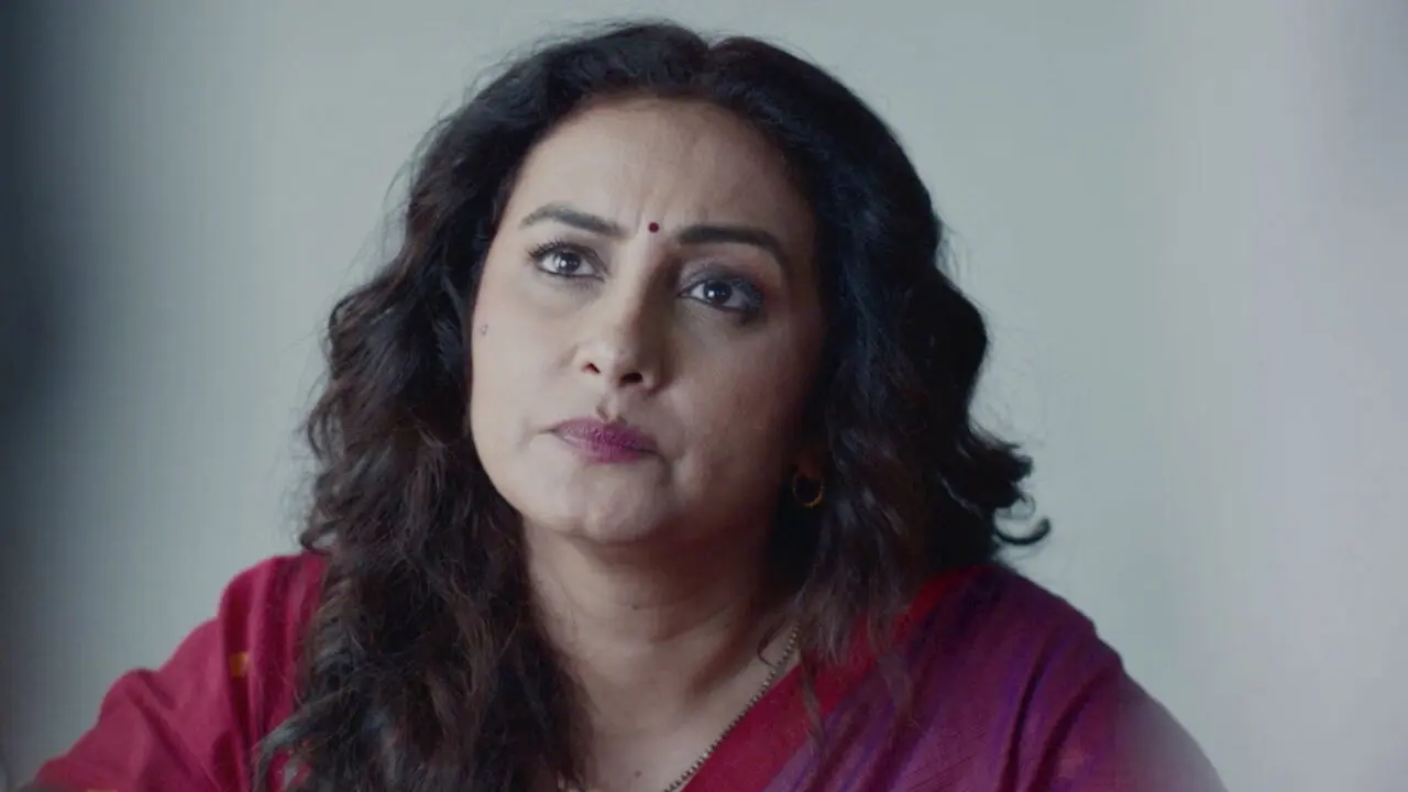 Zindagi in Short backdrop