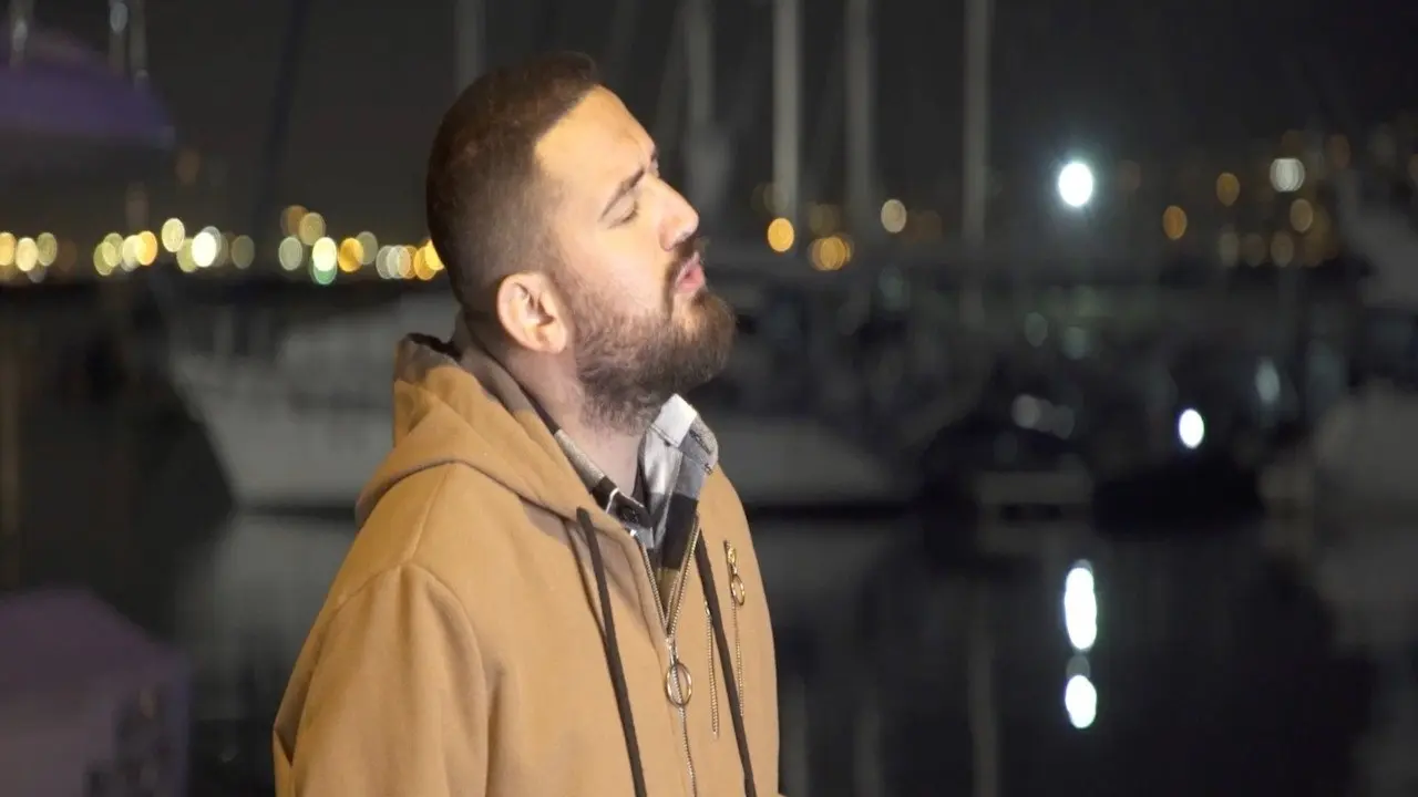 Neomelodico, les chanteurs de la Camorra backdrop