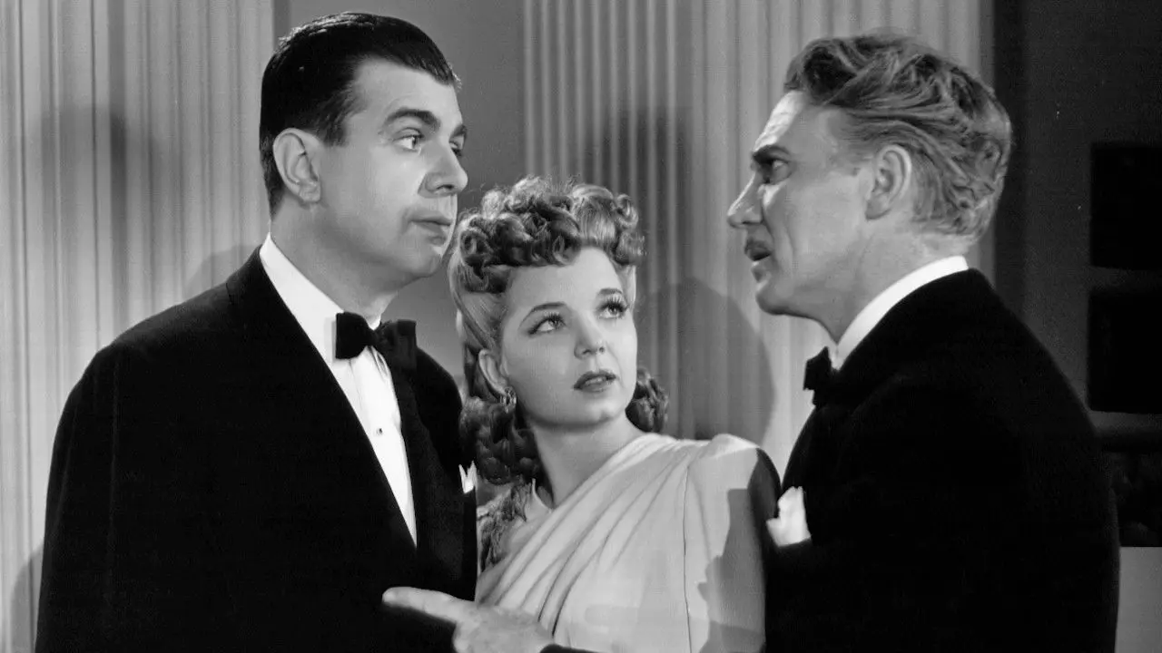 Swing It Soldier backdrop