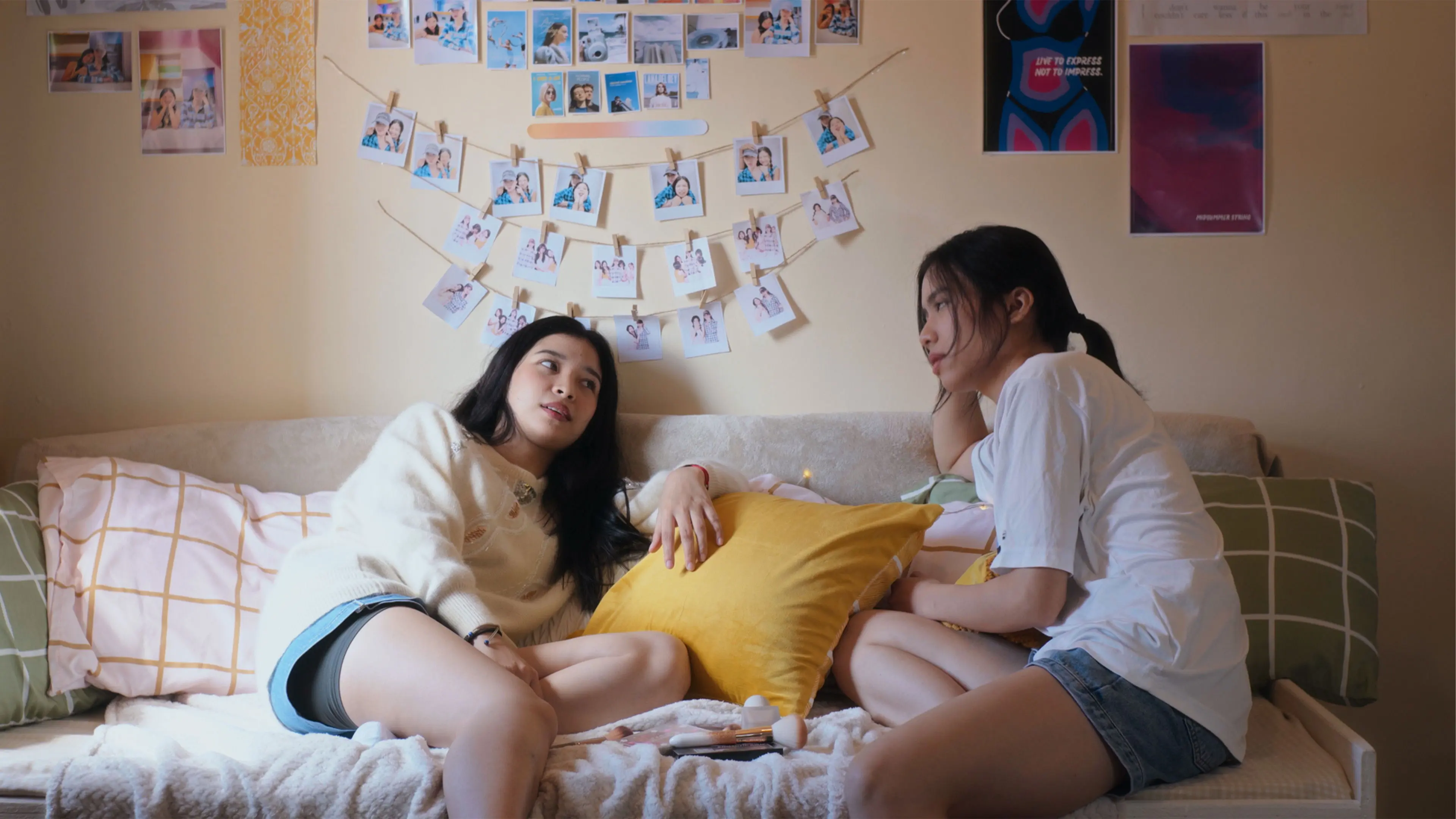 Hate You, Love You, Summer backdrop