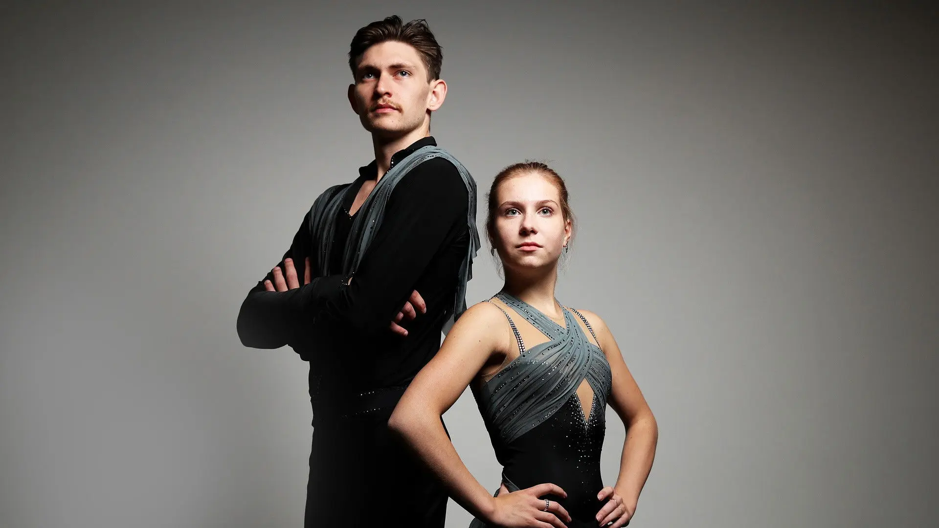 Harley & Katya backdrop