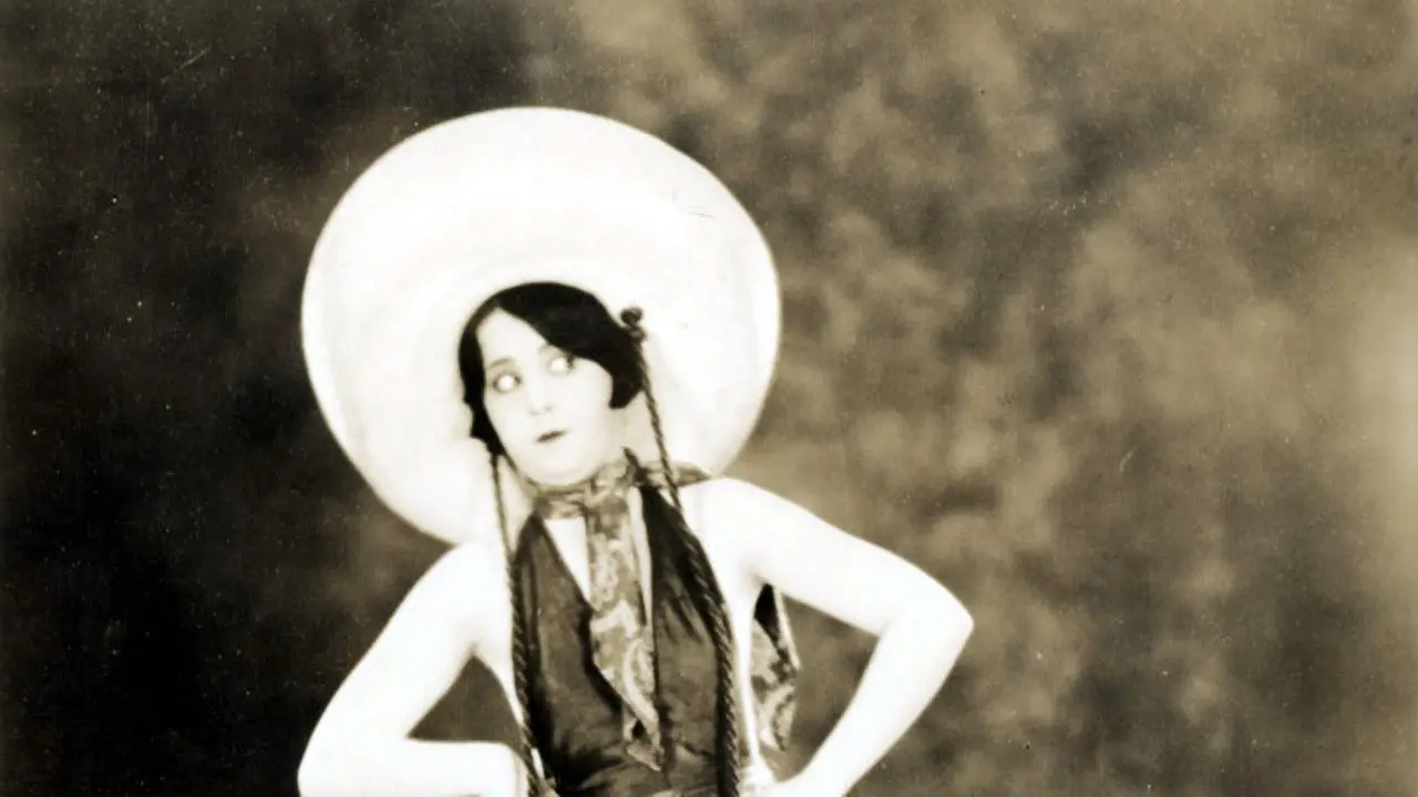 Little Robinson Corkscrew backdrop