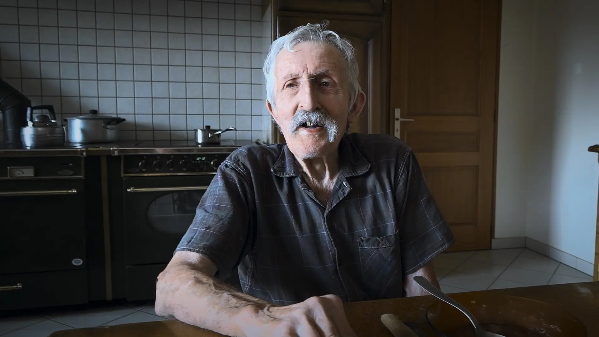 Bertrand's Farm backdrop