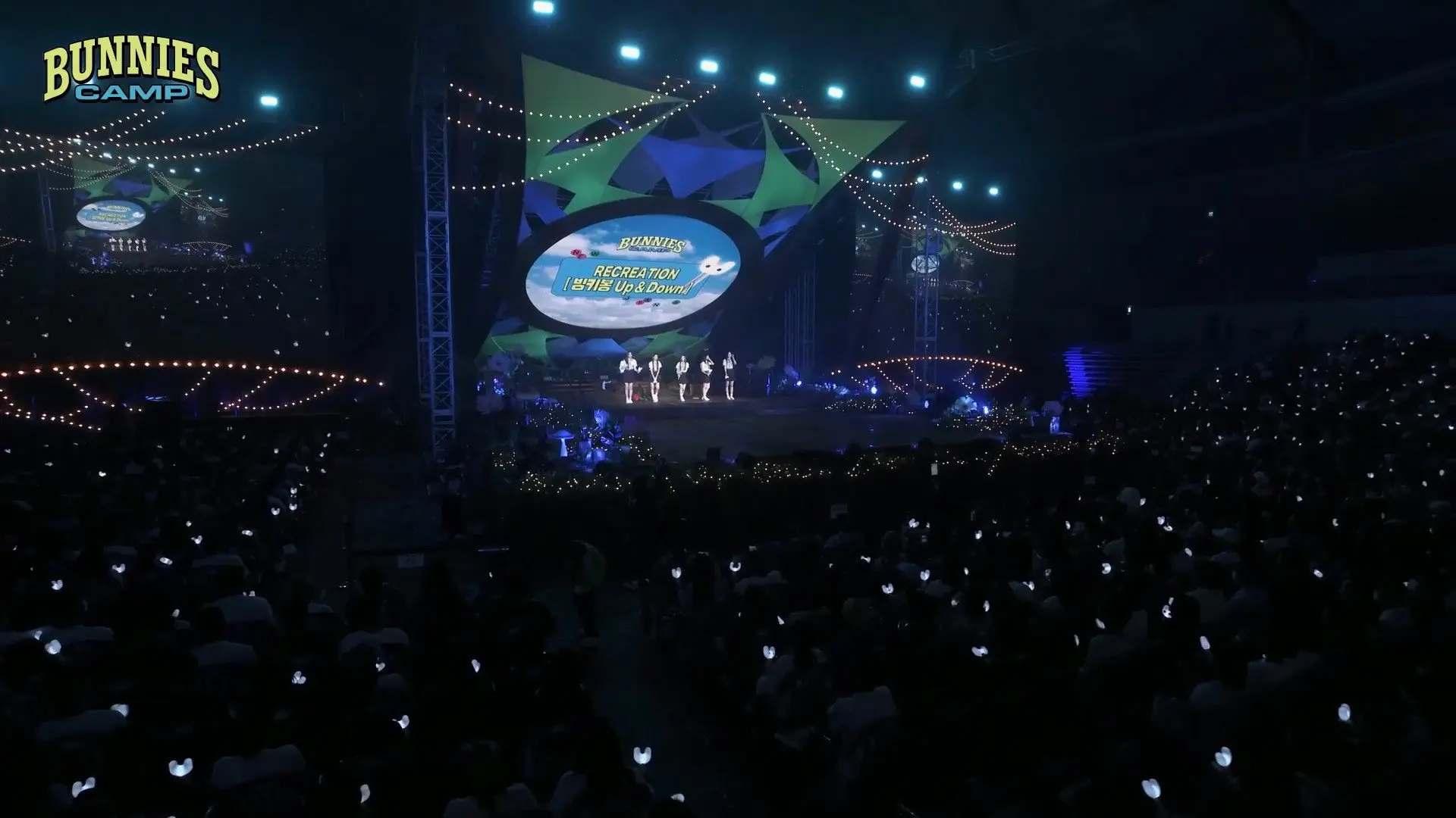 NewJeans: 1st Bunnies Camp [Fan Meeting 2023] backdrop