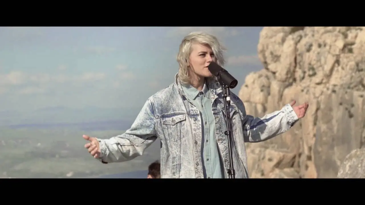 Hillsong United: Of Dirt and Grace (Live From the Land) backdrop