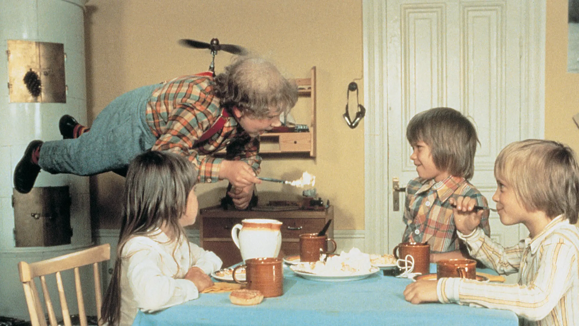 Karlsson on the Roof backdrop