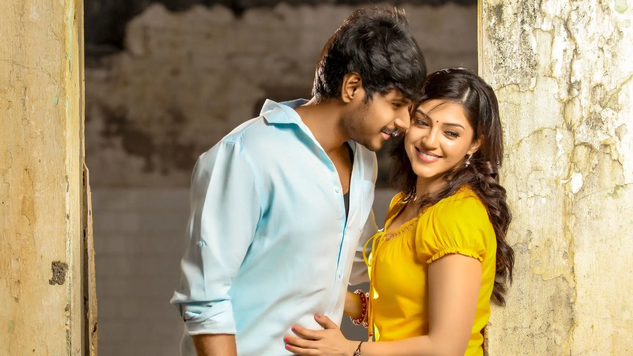 Nenjil Thunivirunthal backdrop