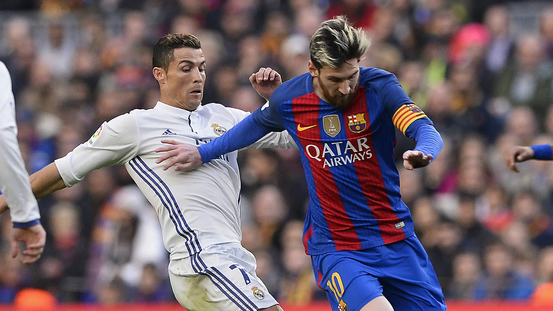 Ronaldo vs. Messi: Face Off! backdrop