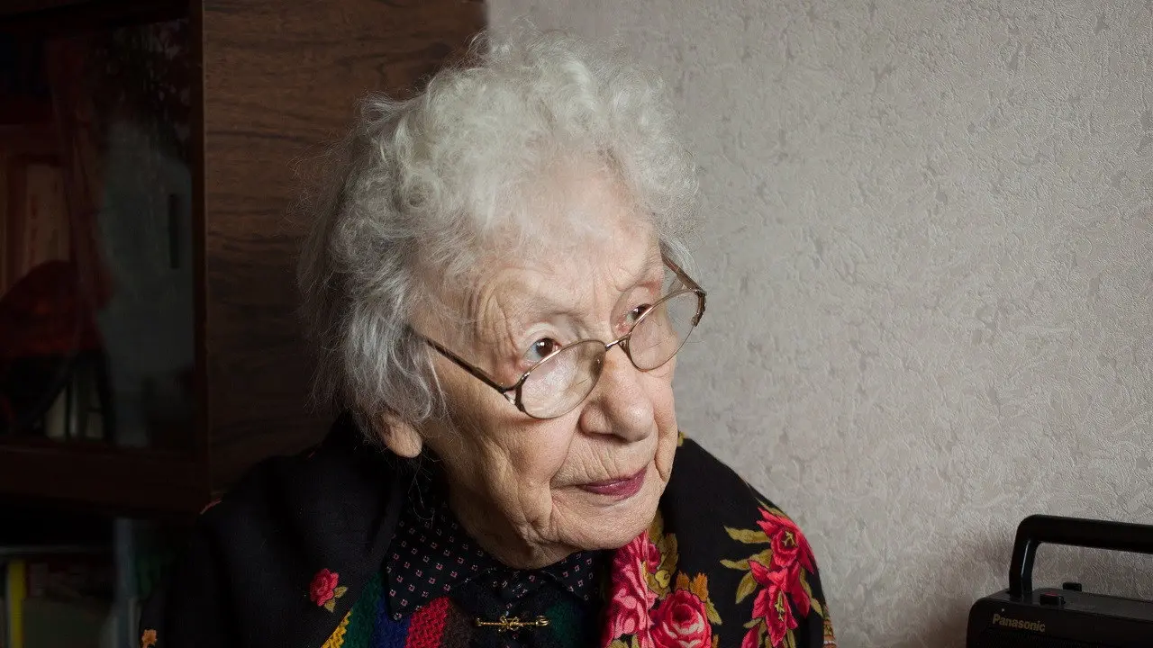 Women of the Gulag backdrop