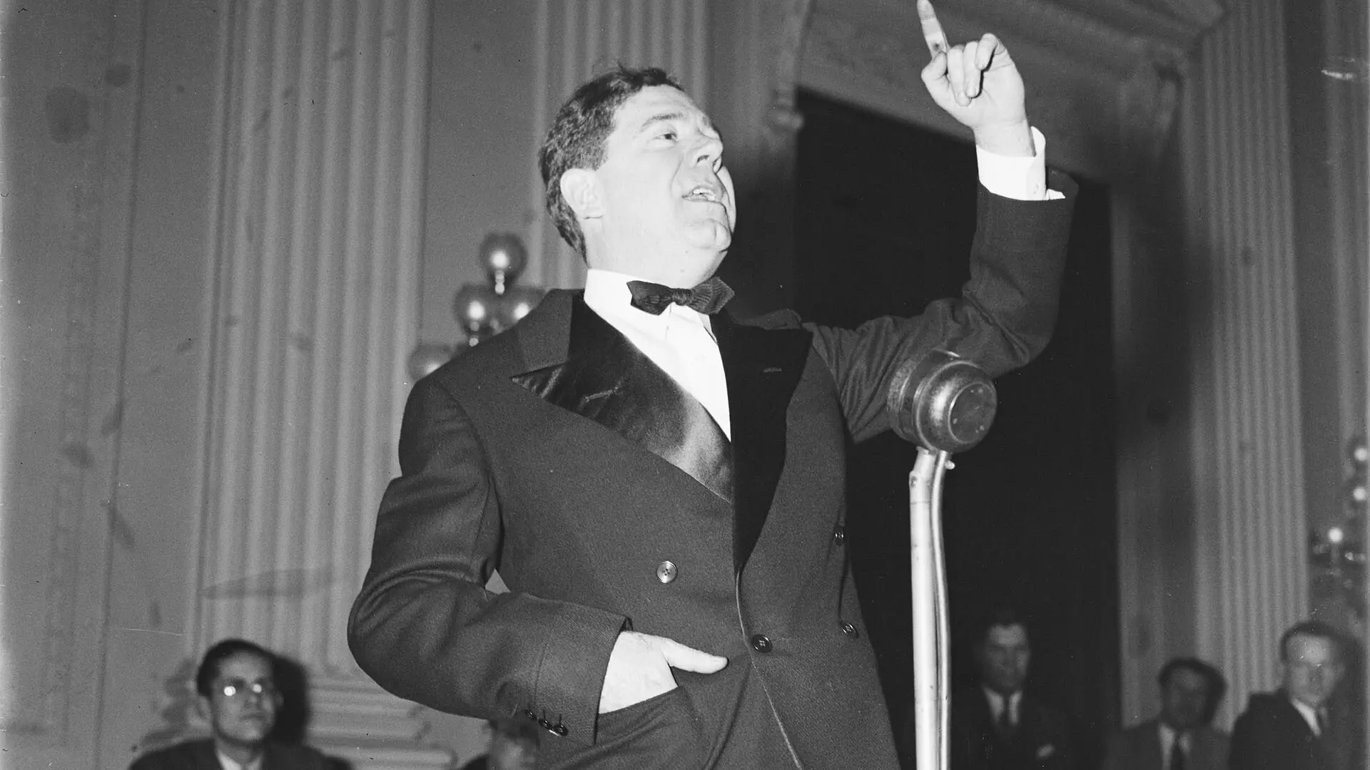 Huey Long backdrop