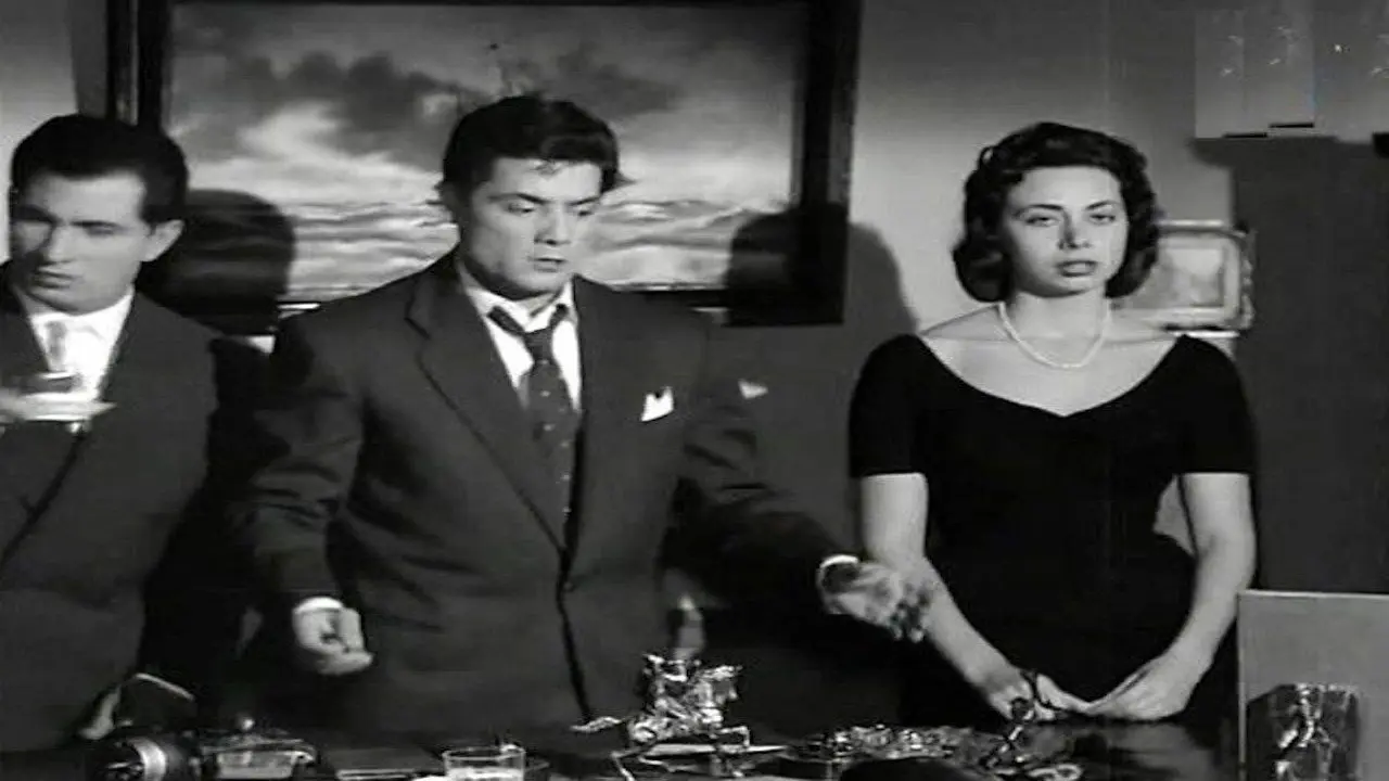 Leila Raheeba backdrop