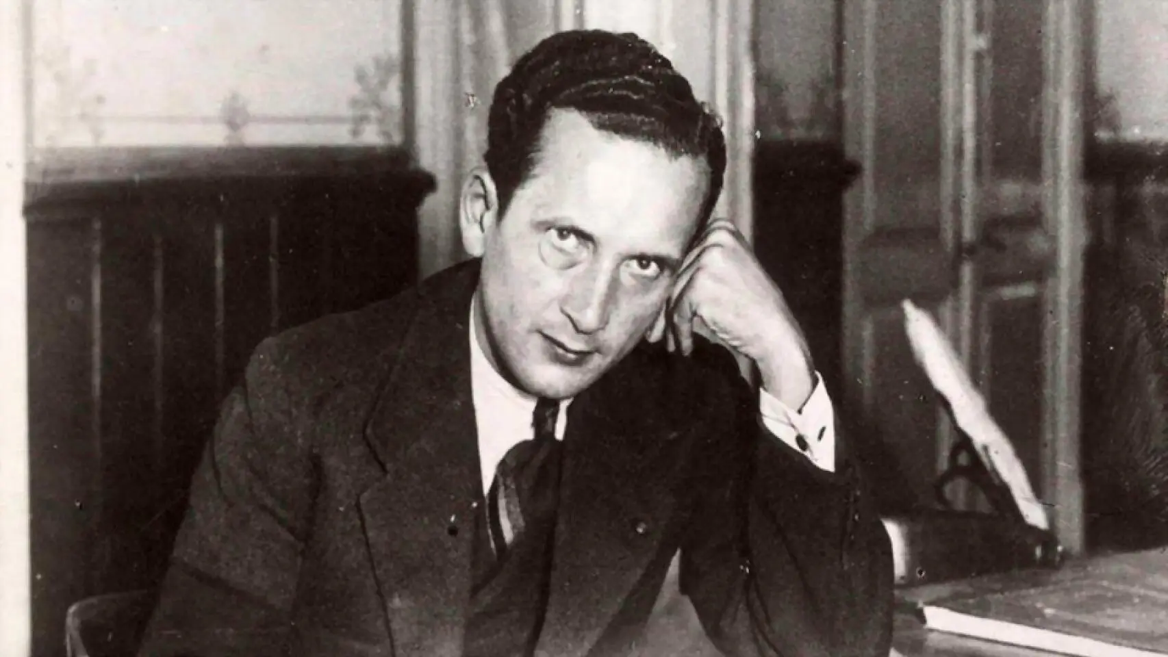 Boris Skossyreff, l'estafador que va ser rei backdrop