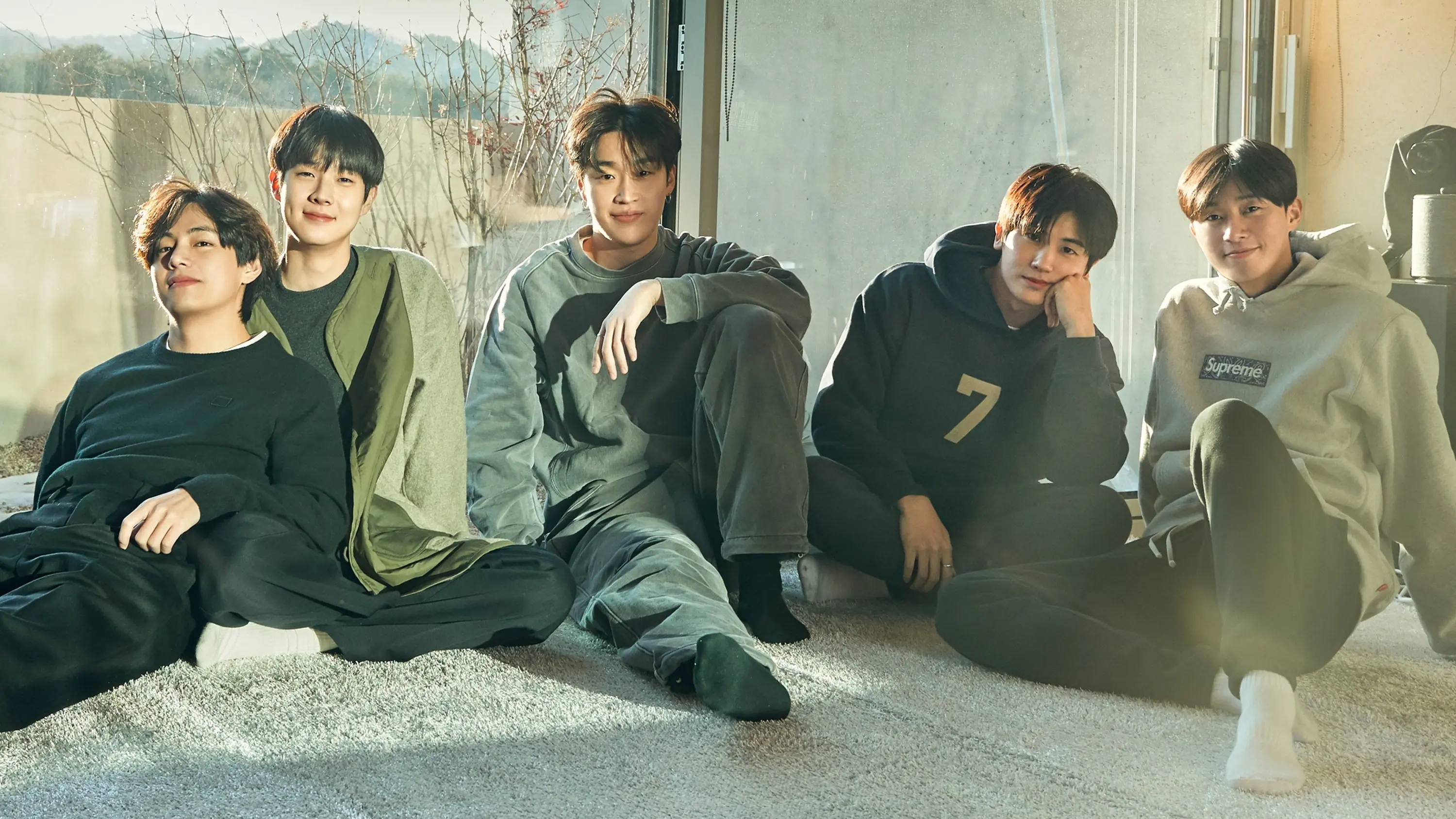 In the SOOP: Friendcation backdrop