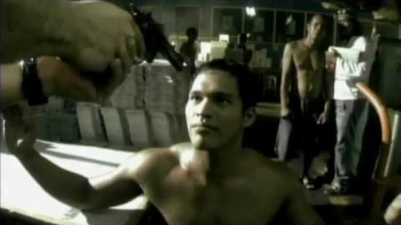 Mga Pusang Gala backdrop