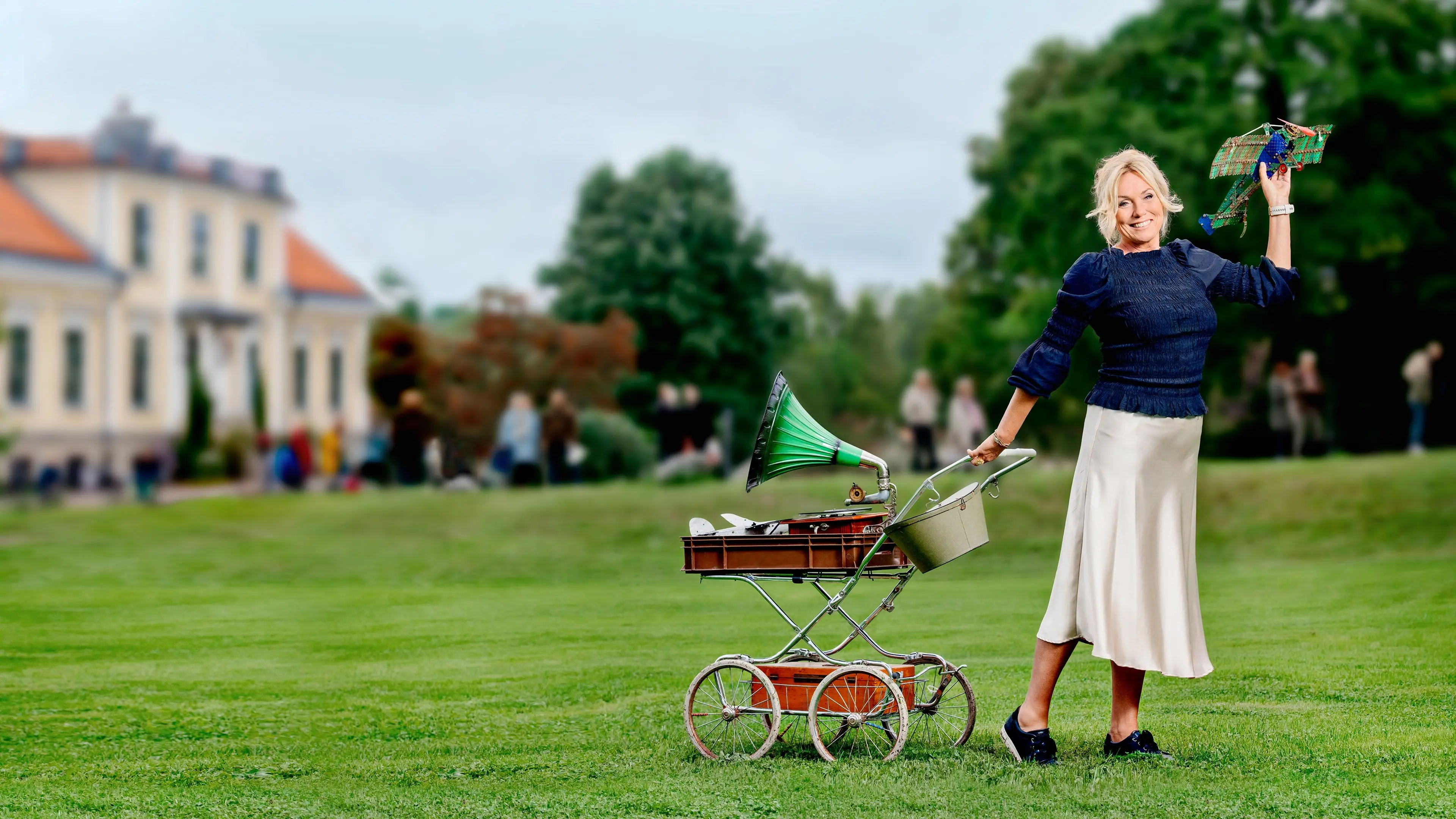 Antikrundan backdrop