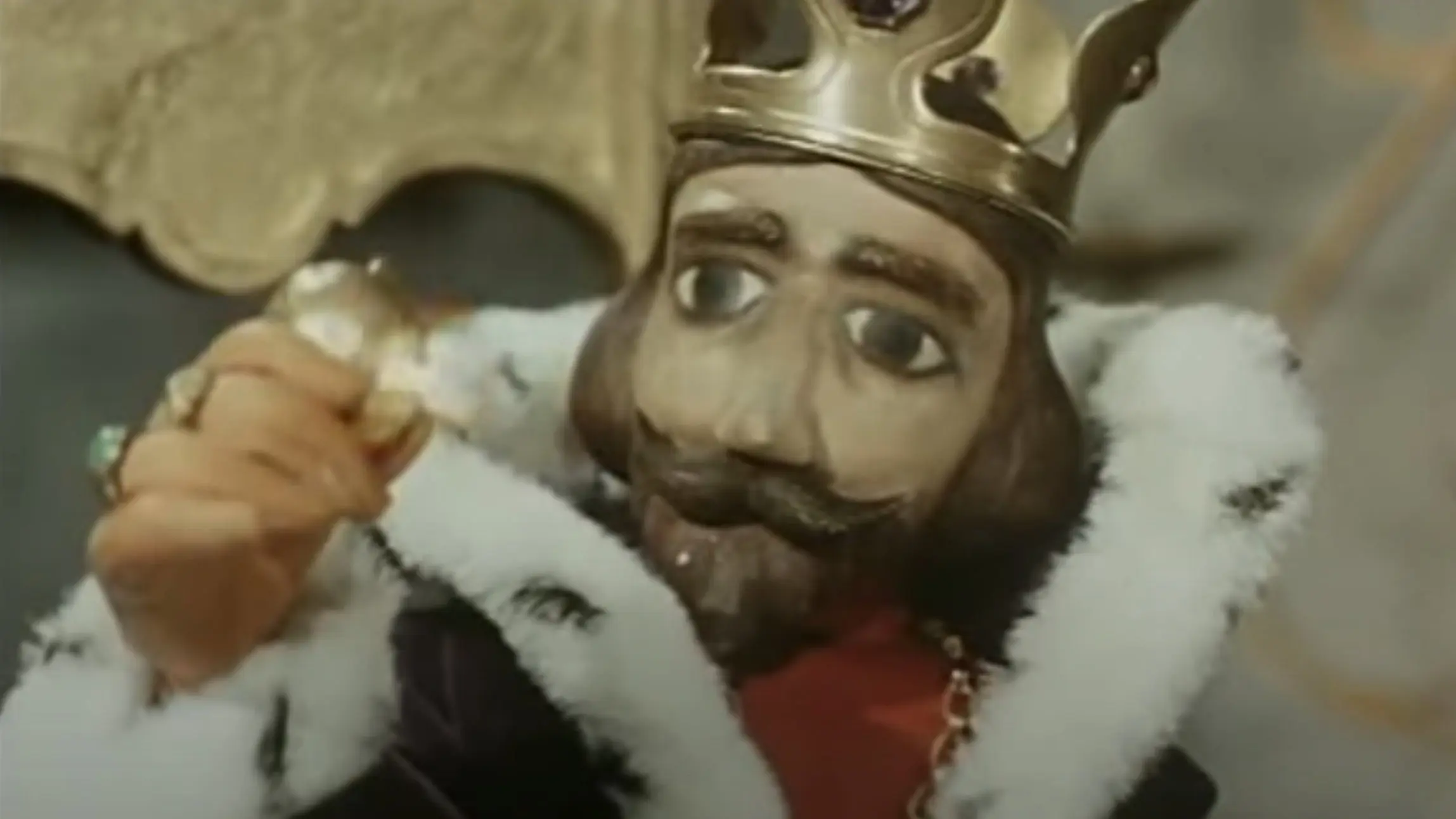 The King and the Goblin backdrop