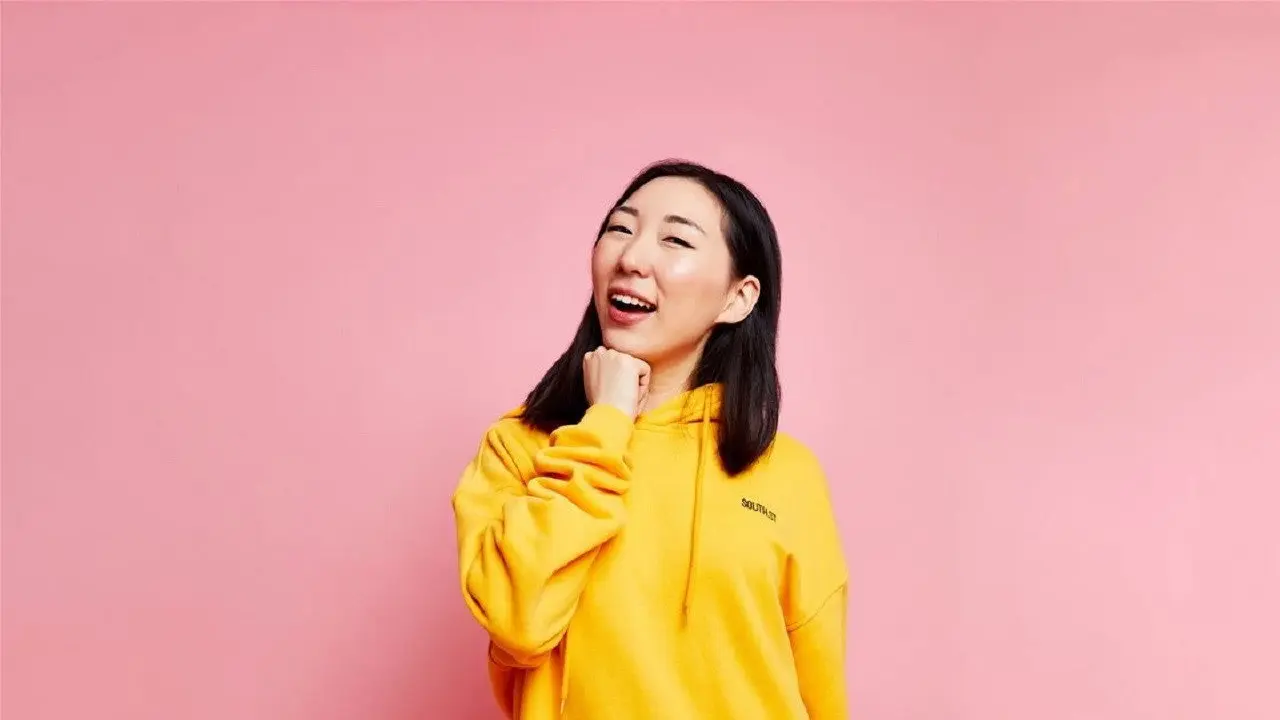 Jenny Tian: Picture This backdrop