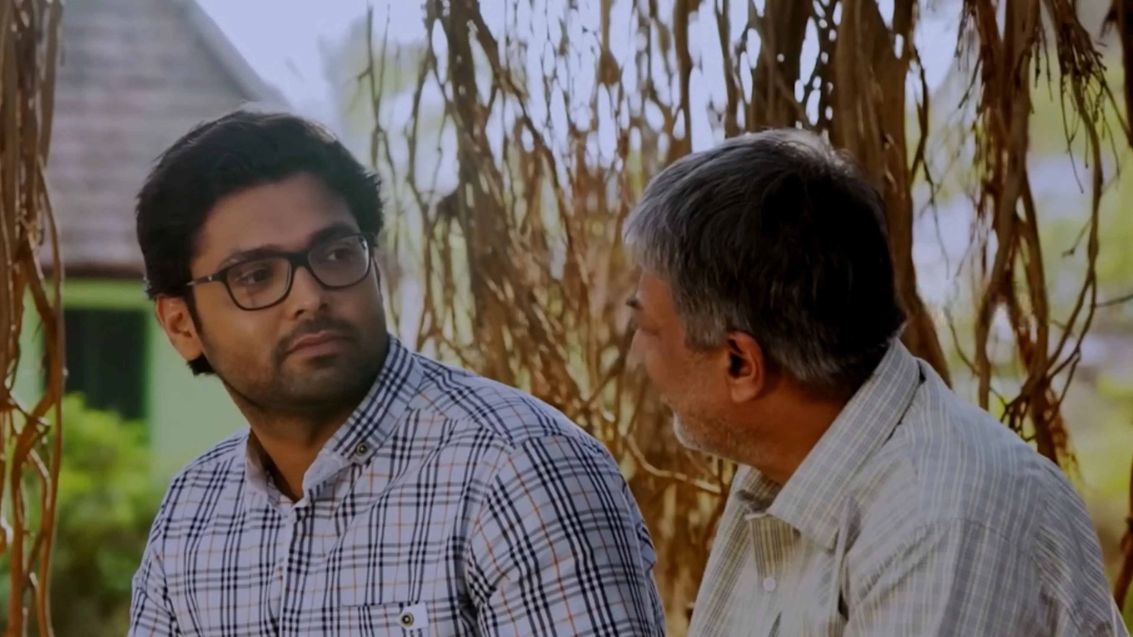 Godhi Banna Sadharana Mykattu backdrop